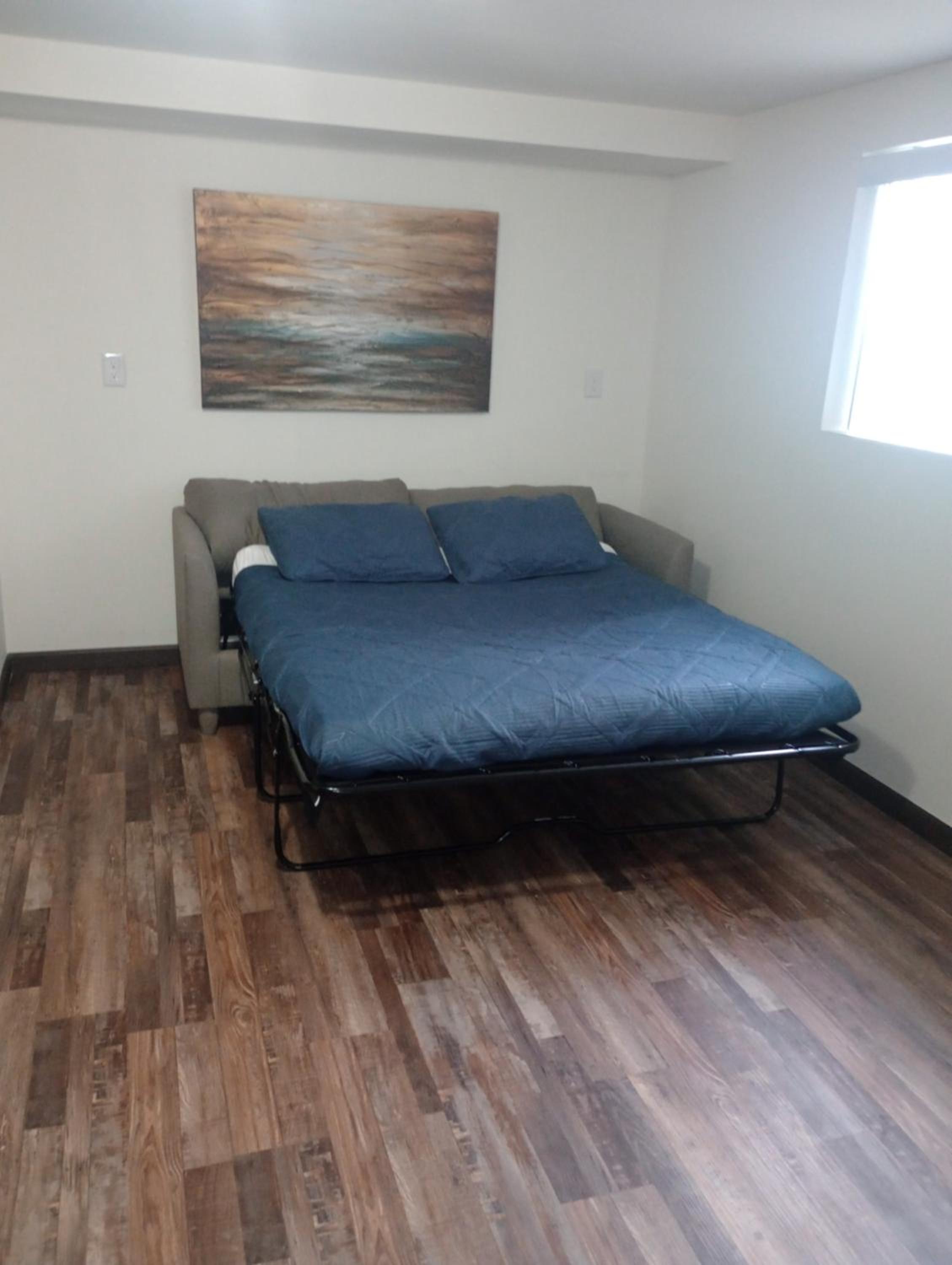 Four-Bedroom House - Photo 26