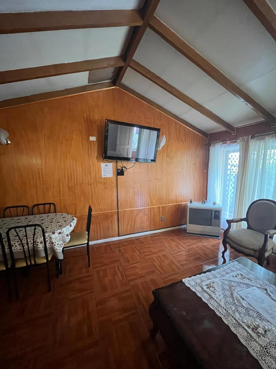 Two-Bedroom House photo 2