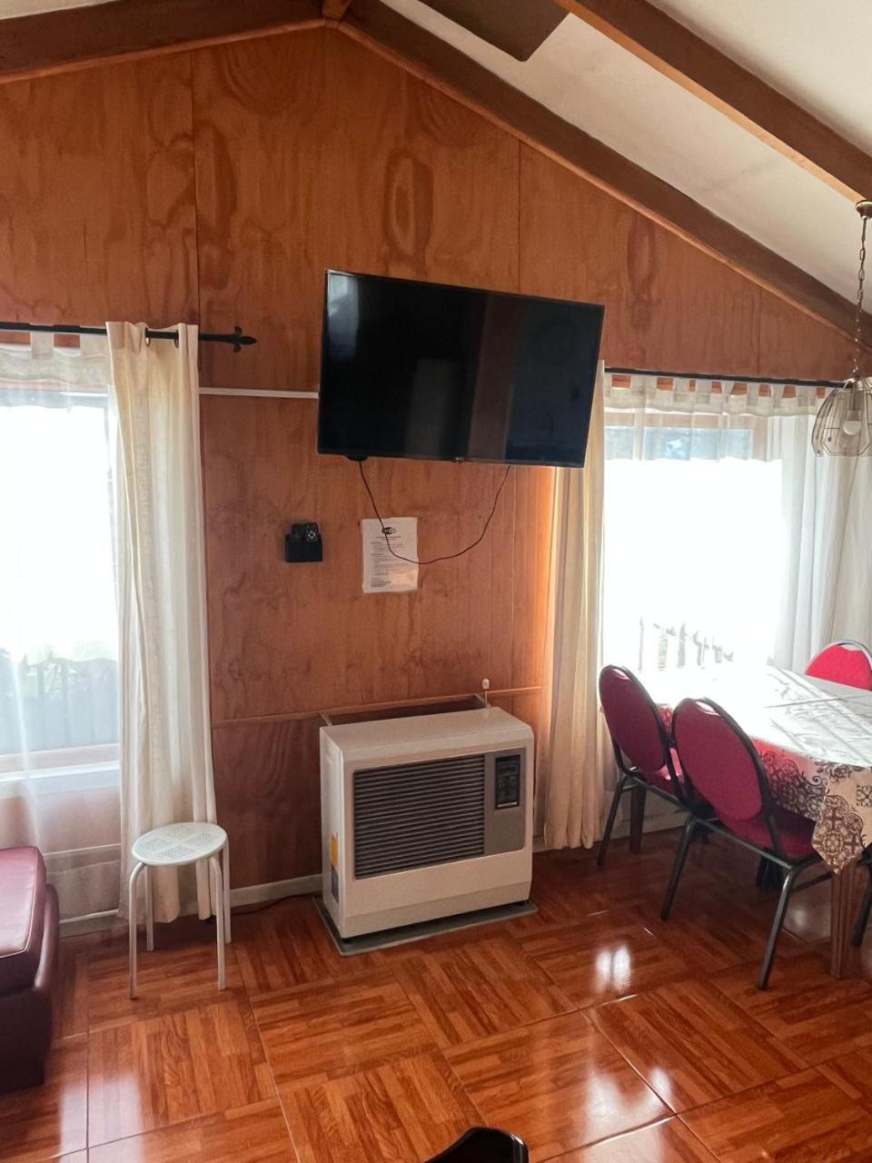 Two-Bedroom House photo 3