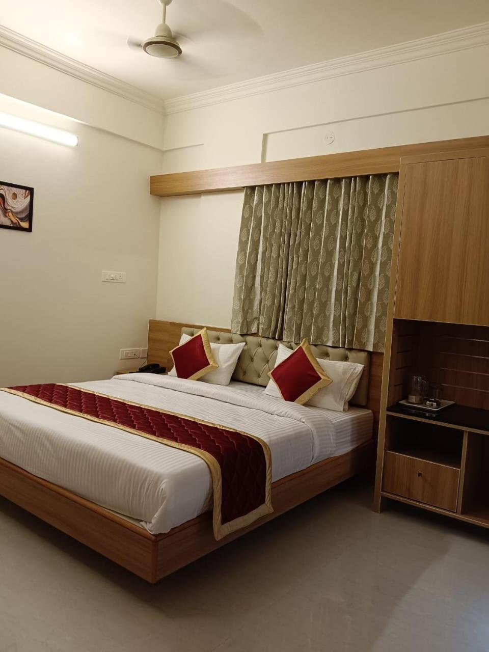 Double Room - Photo 1