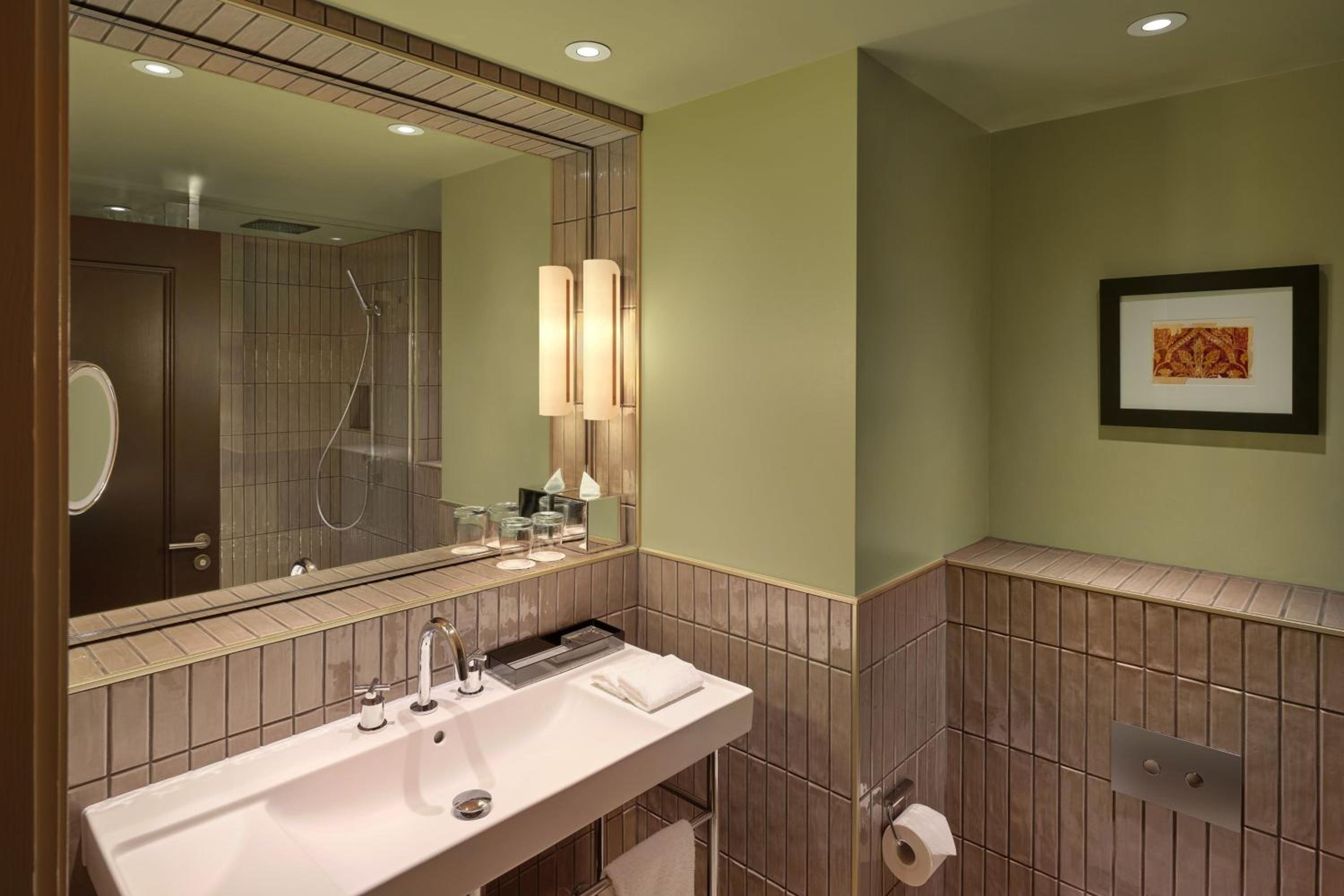 Superior King Room