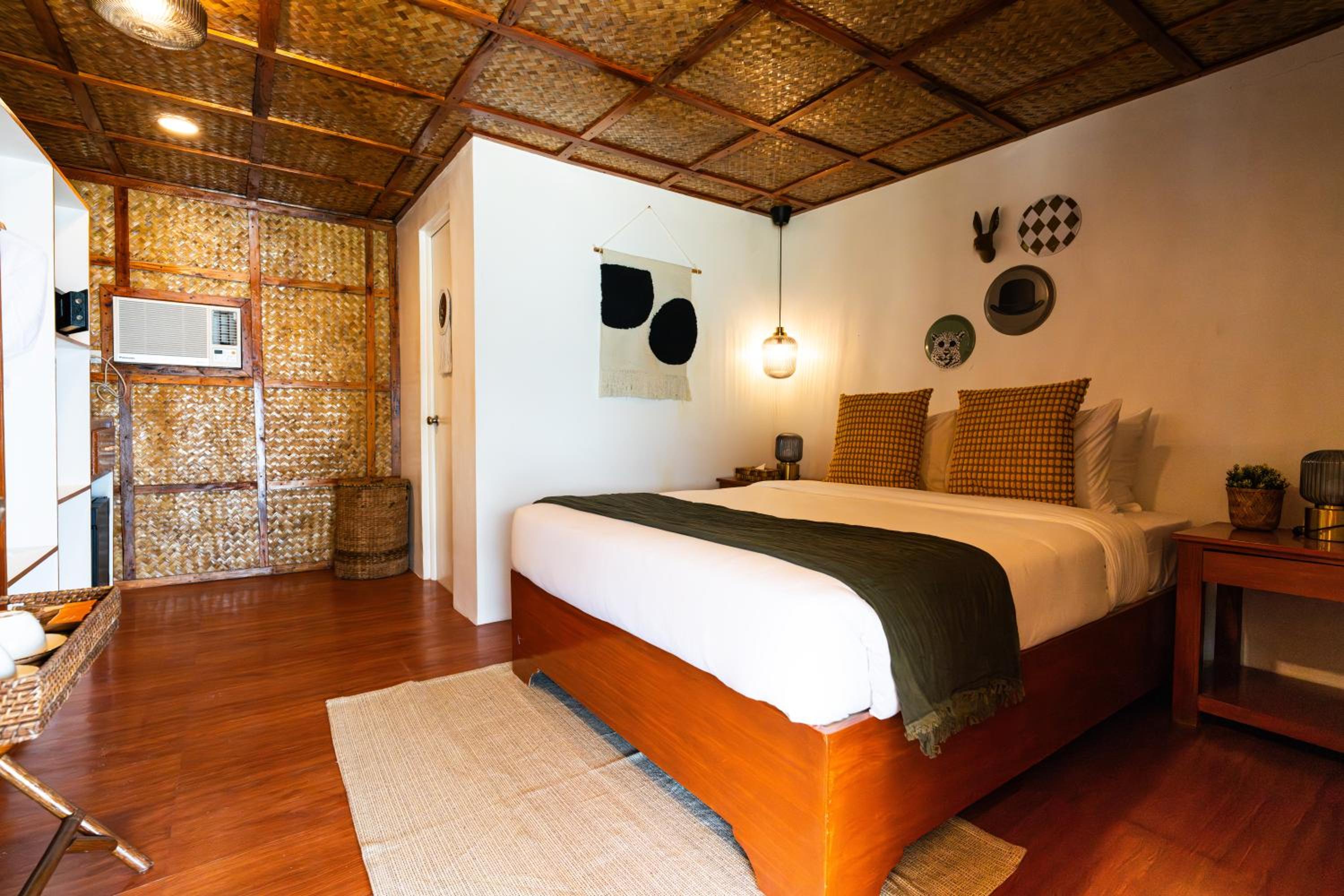 Beachfront Queen Room - Photo 4
