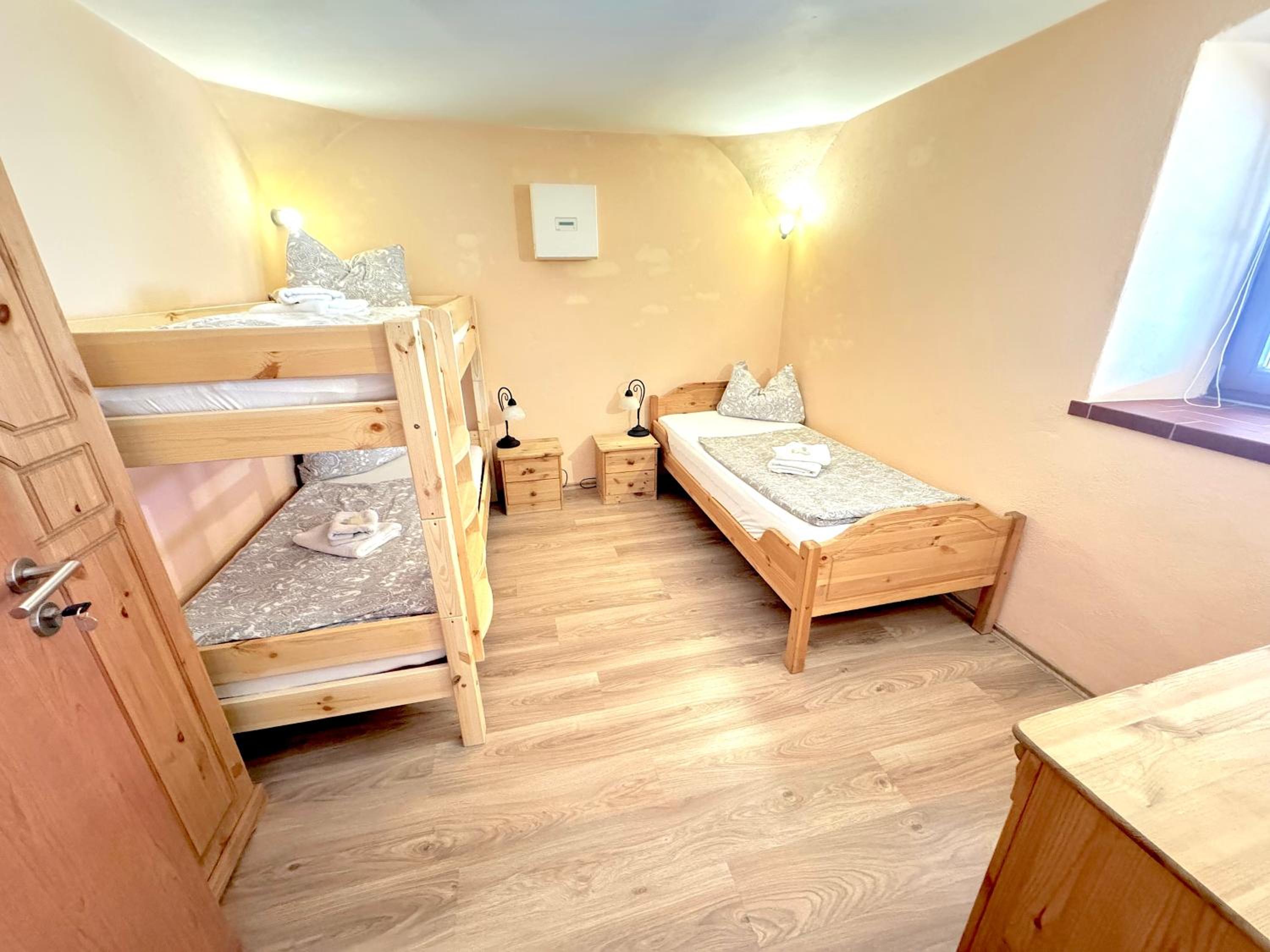 Three-Bedroom Apartment - Photo 6