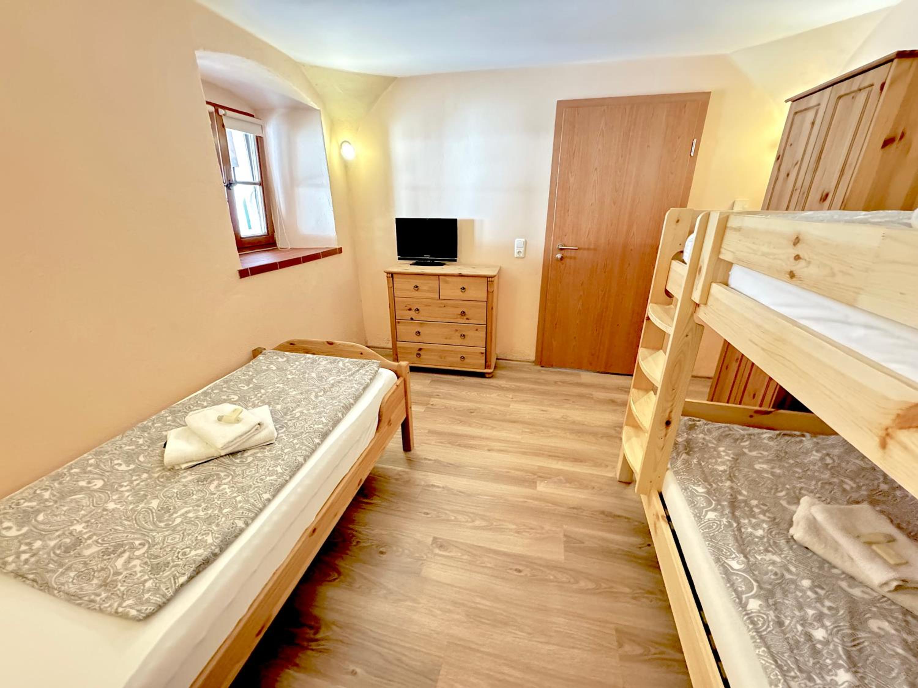 Three-Bedroom Apartment - Photo 5