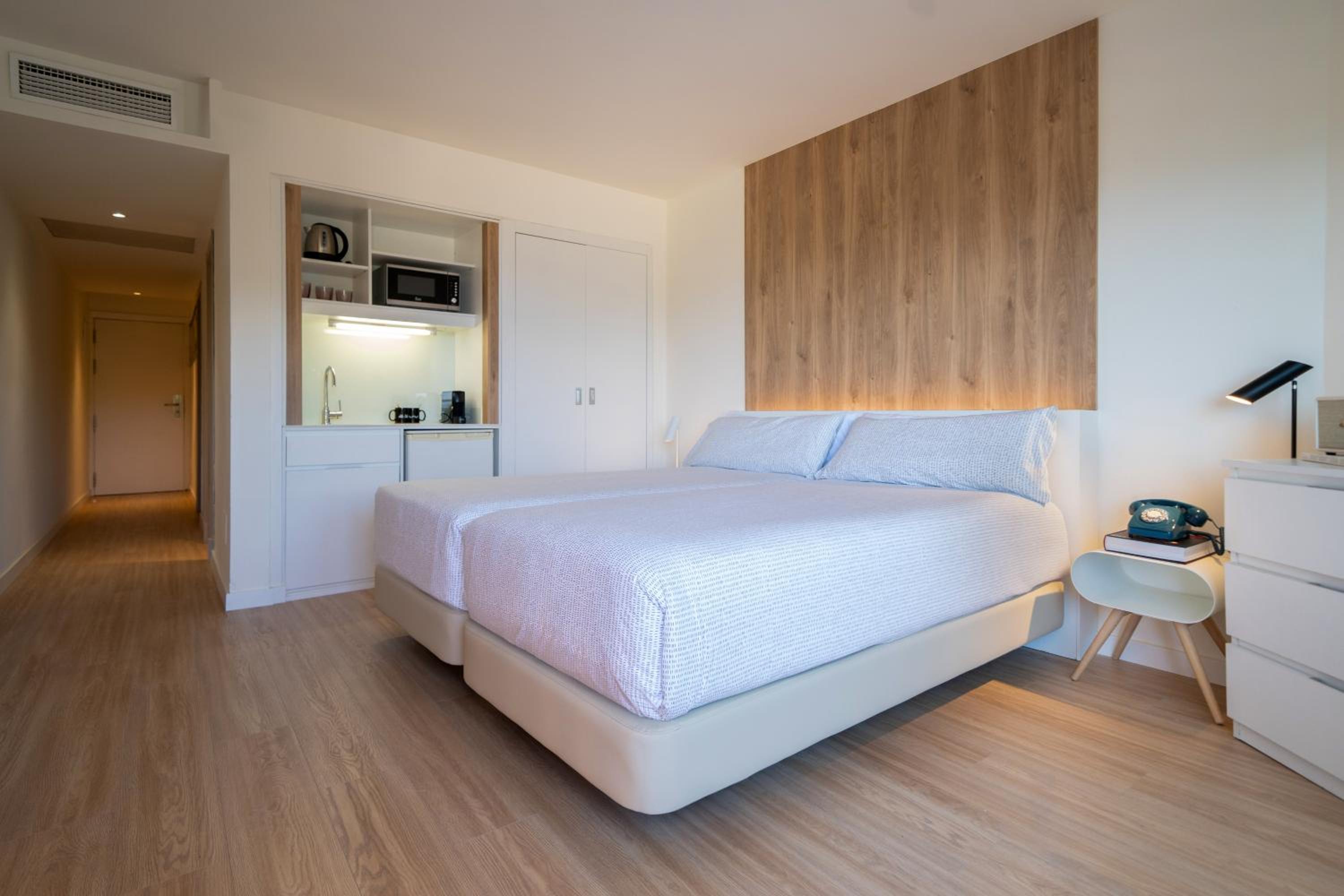 The Beach House 2 Bedroom Suite Sea View