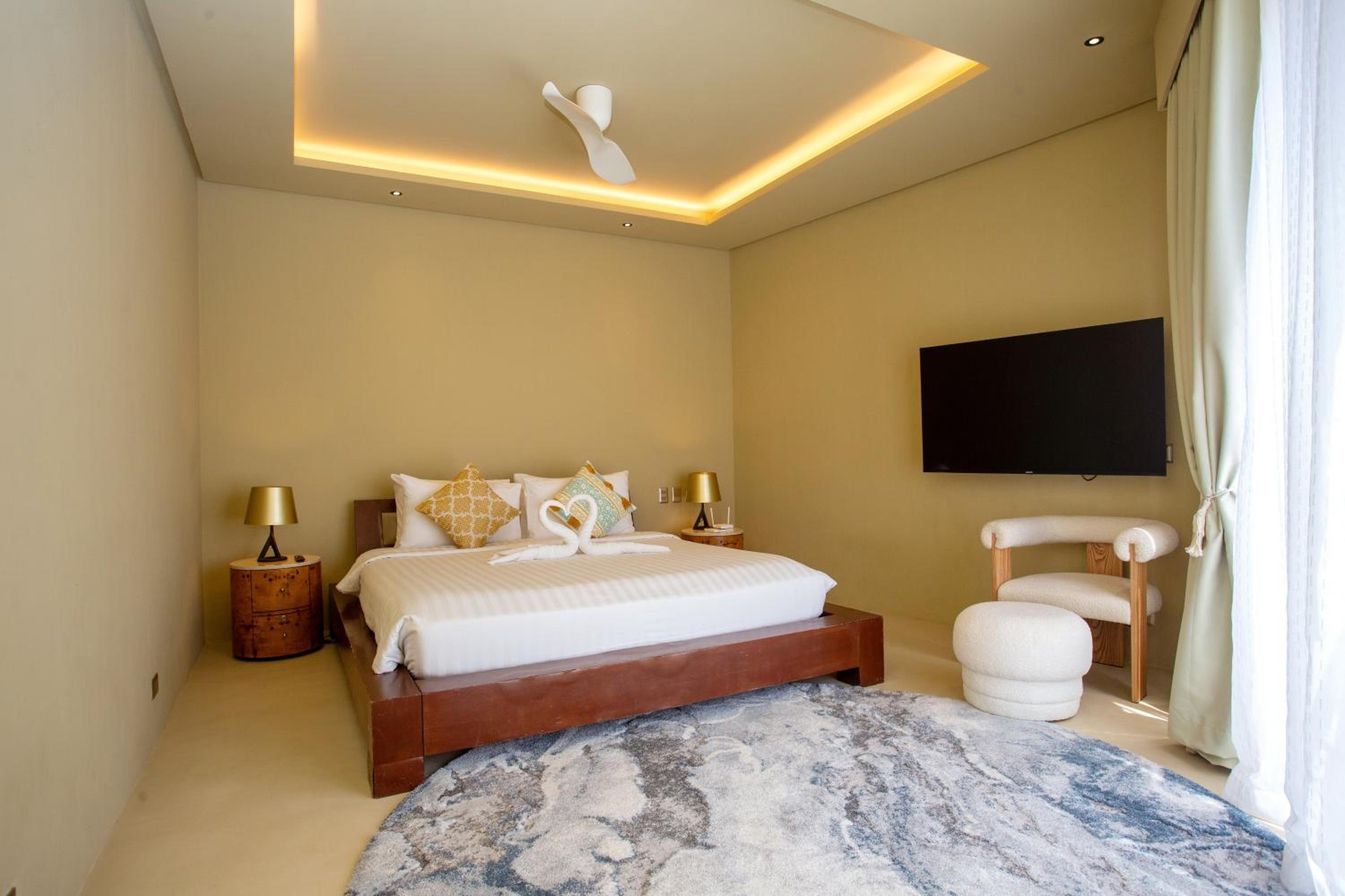 2 Bedroom Penthouse with Jacuzzi photo 3