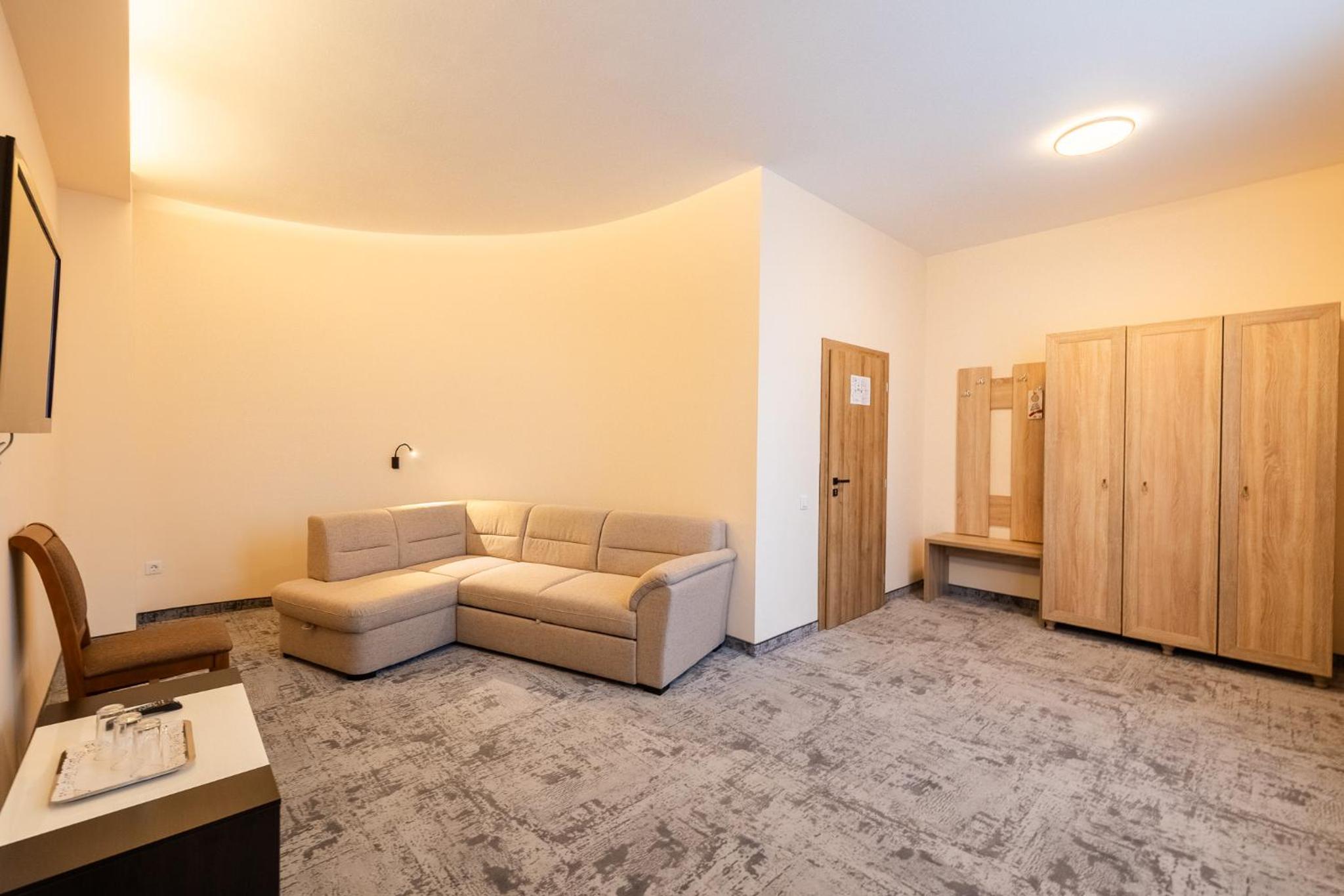 Apartment - Photo 8