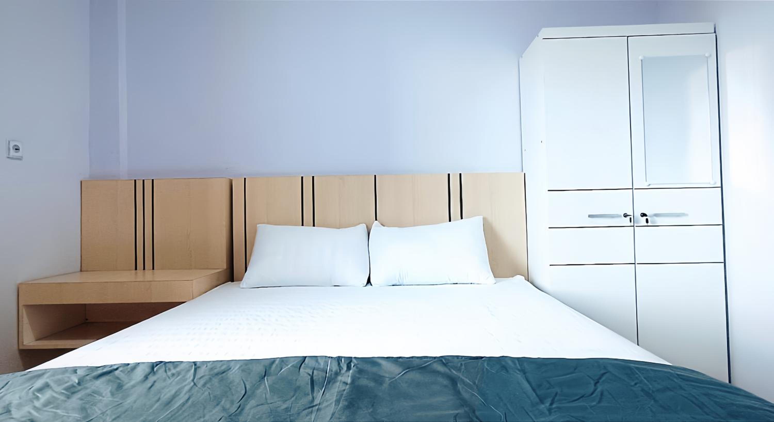 Deluxe Double Room (2 Adults + 1 Child) photo 3