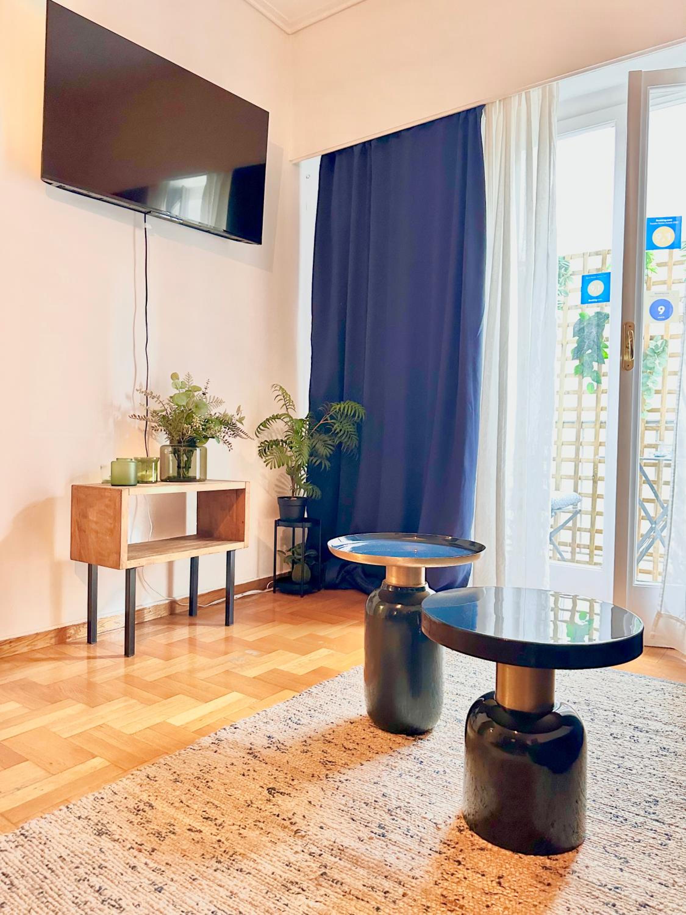 Apartment with Balcony