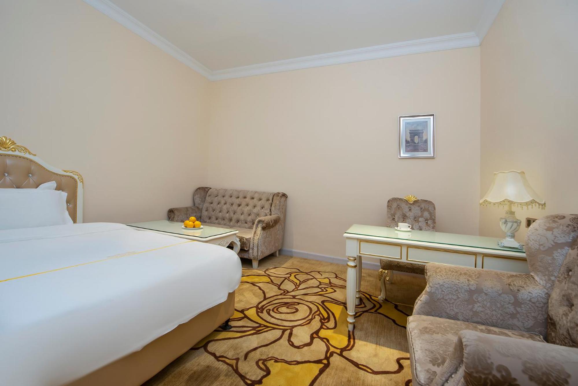 Luxury Triple Room photo 2