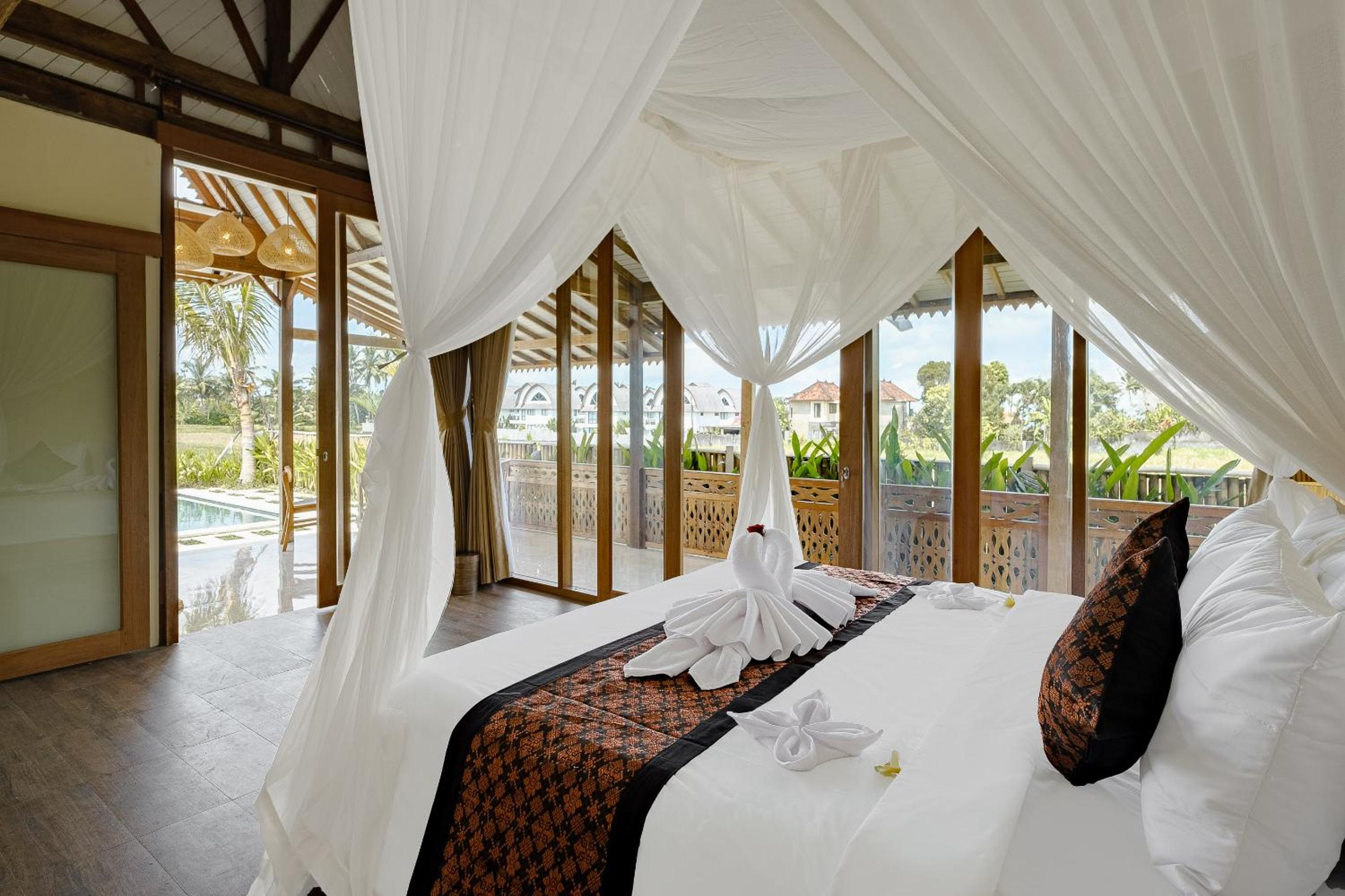One-Bedroom Villa - Photo 124
