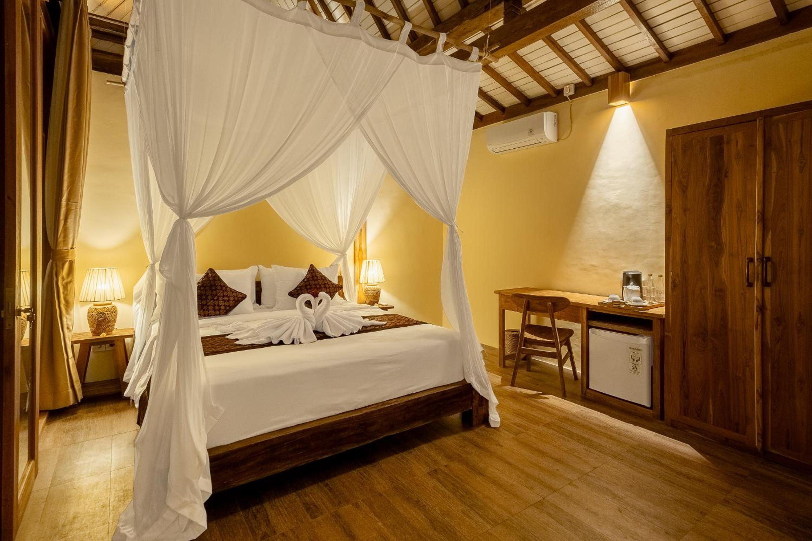 One-Bedroom Villa - Photo 111
