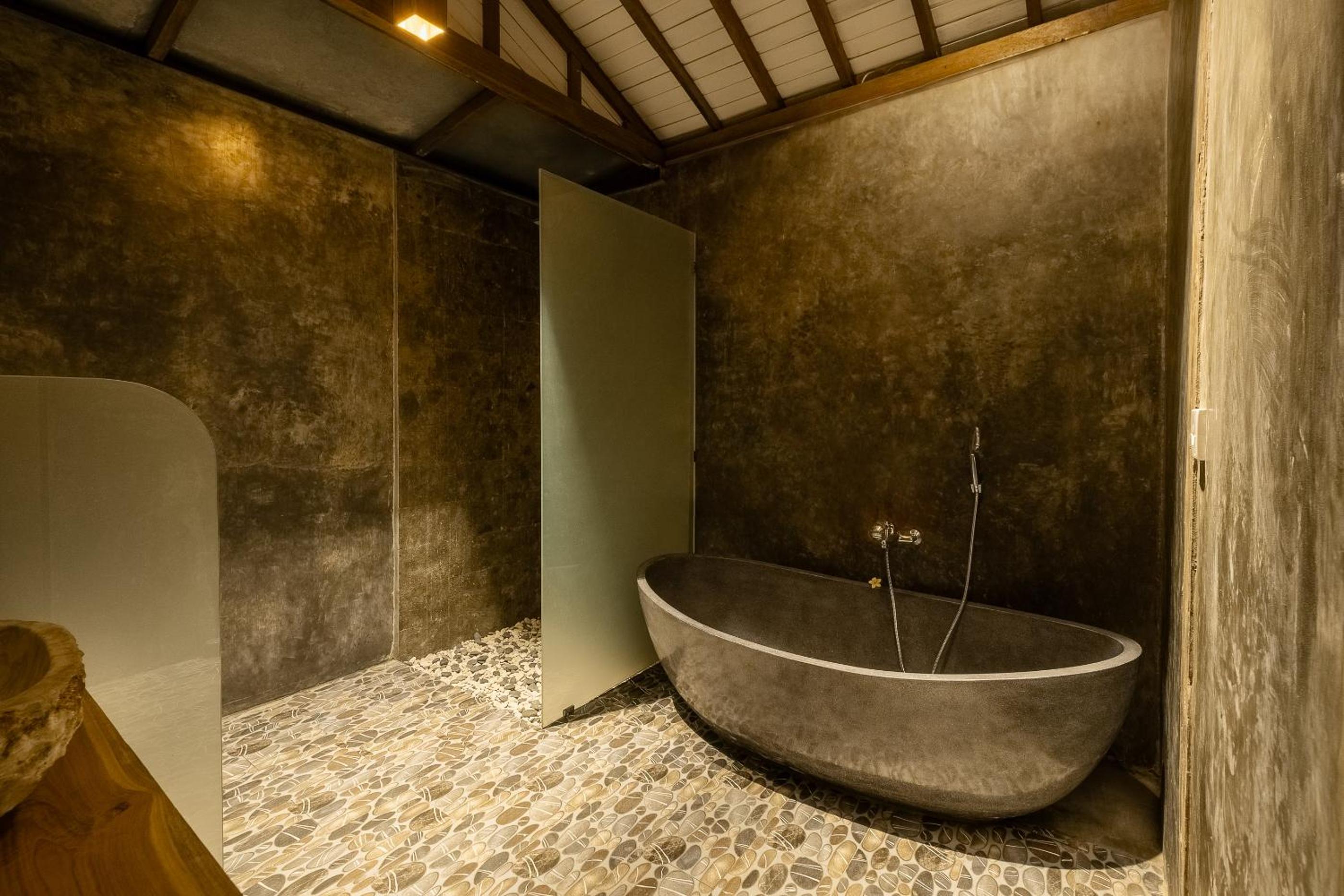 One-Bedroom Villa - Photo 103