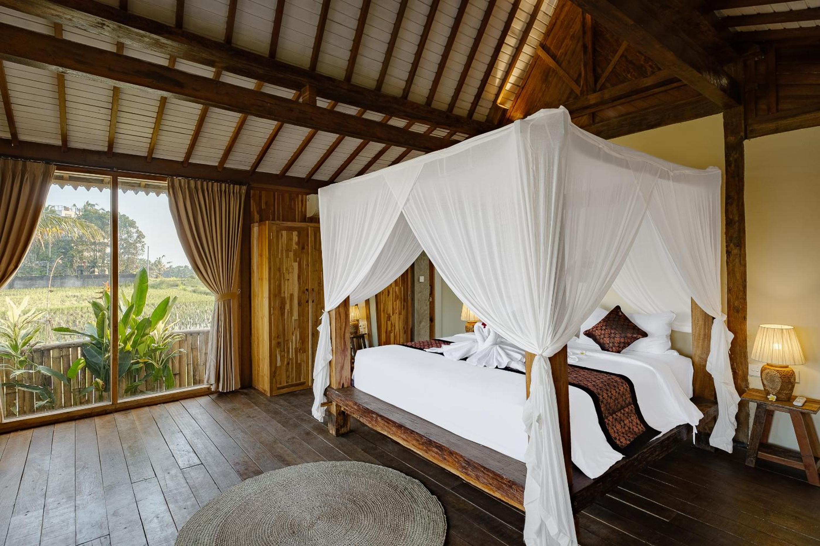 One-Bedroom Villa - Photo 47