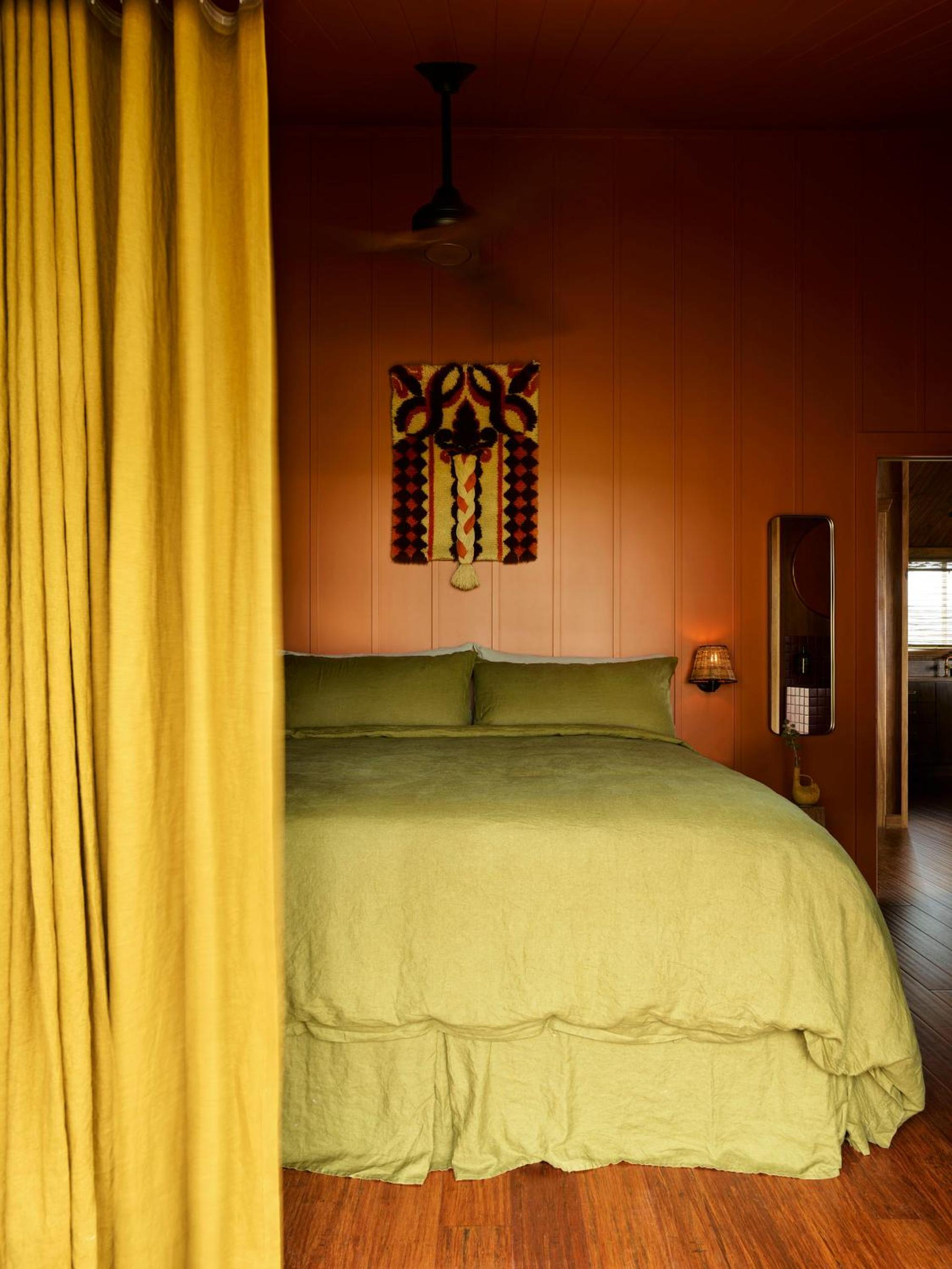 Two-Bedroom Bungalow photo 2