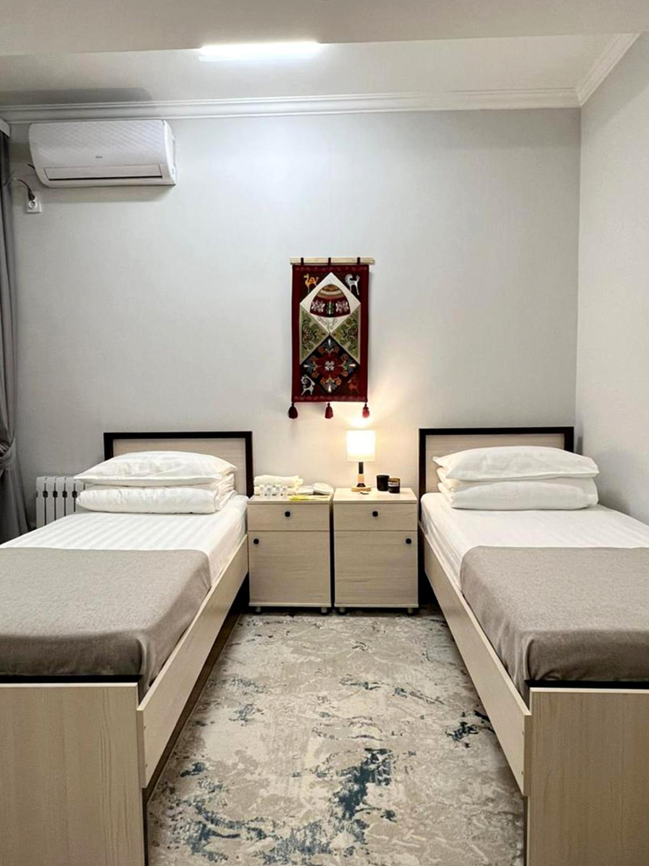 Budget Twin Room photo 3
