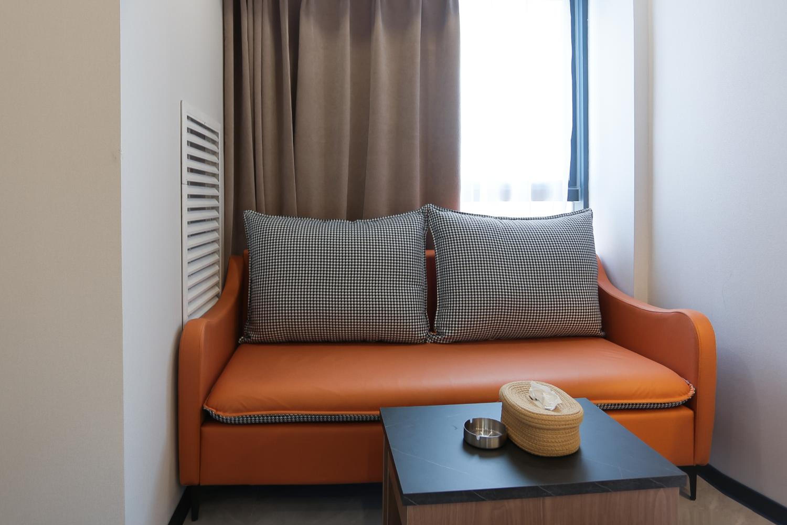 Twin Room with Private Bathroom photo 1