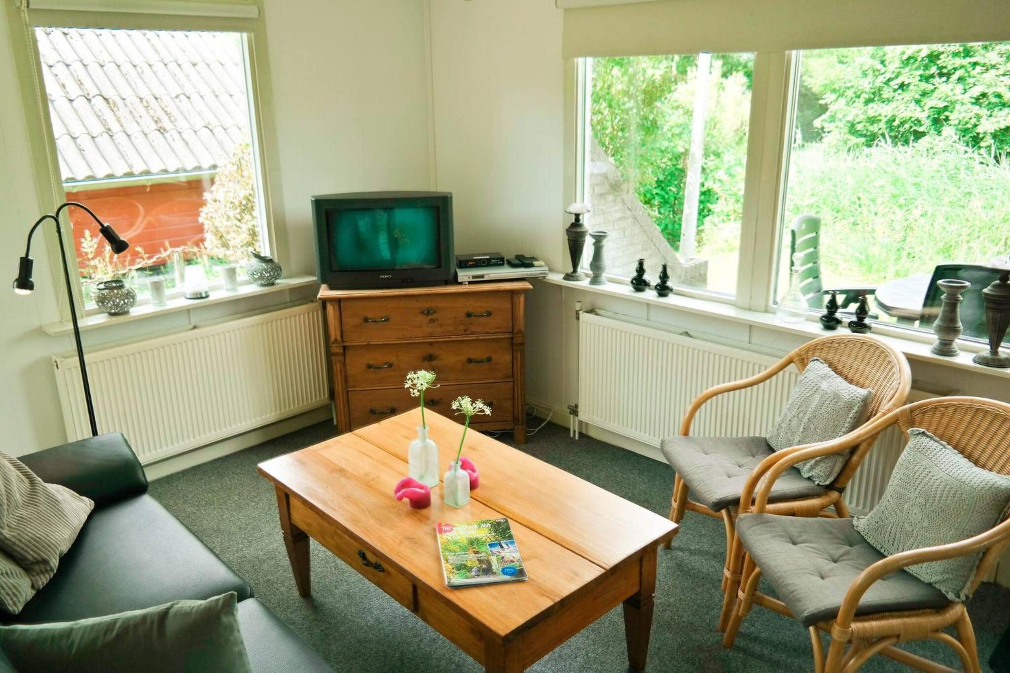 Bungalow photo 1