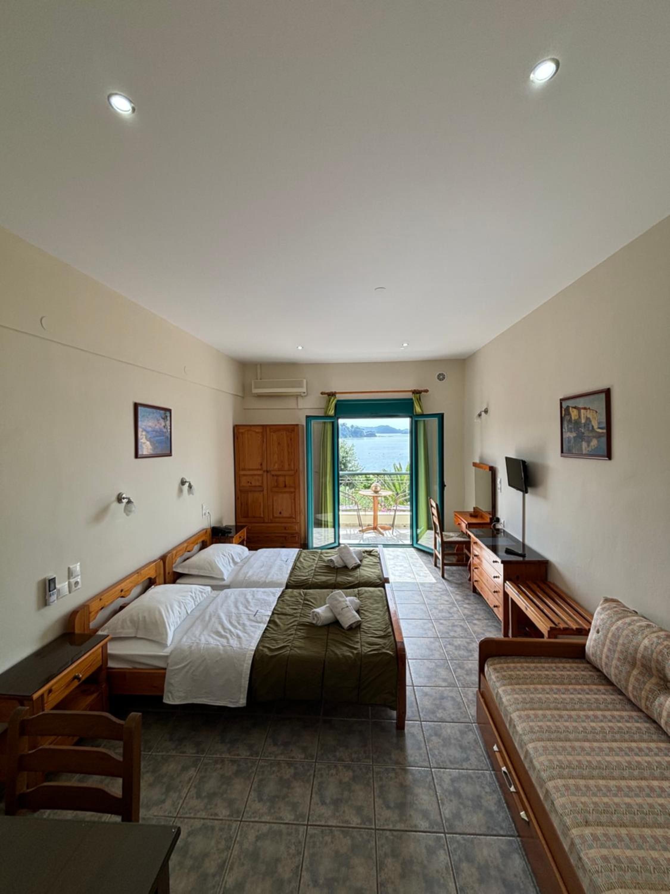 Studio with Sea View