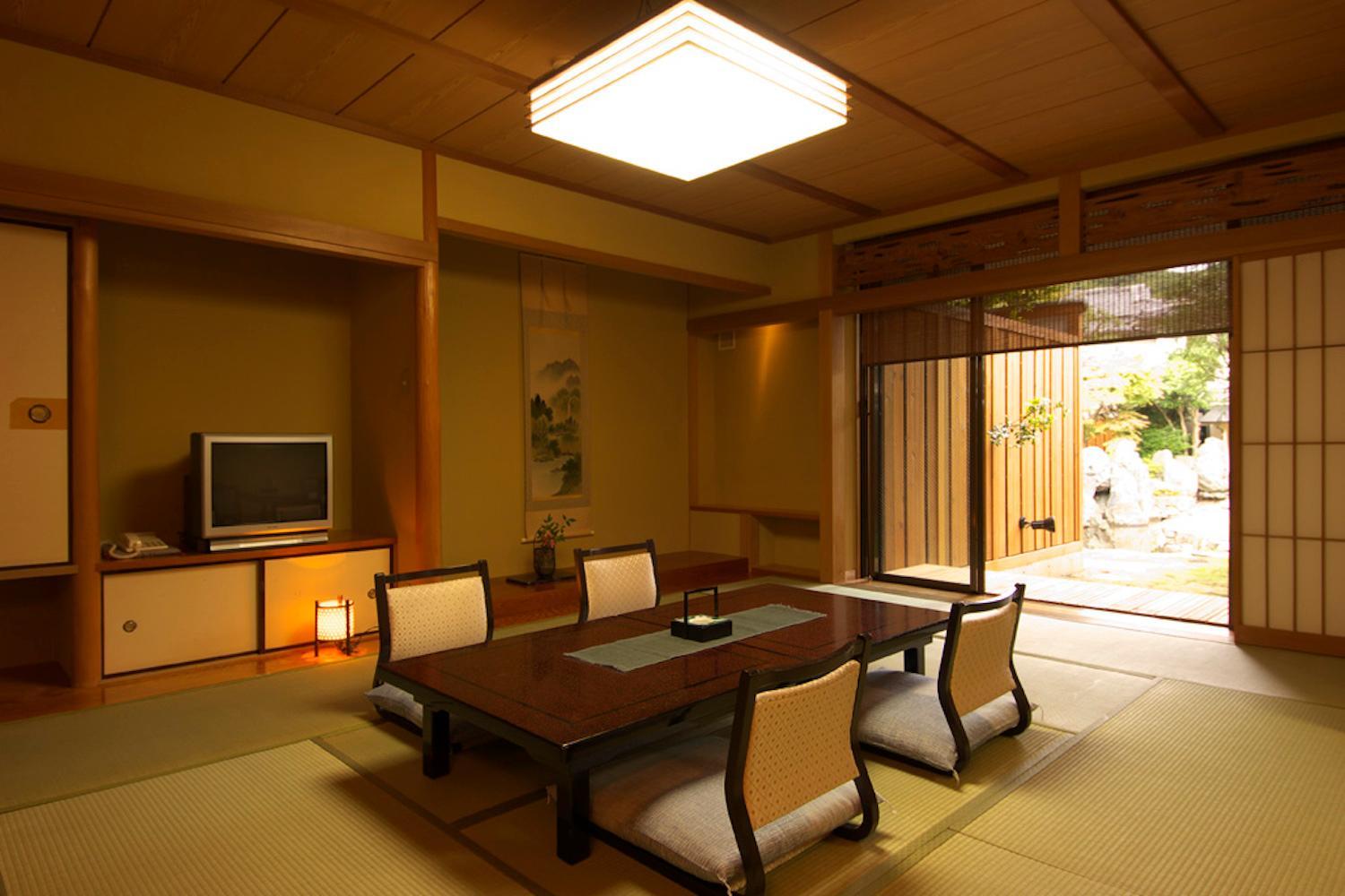 Superior Twin Room with Garden View photo 3