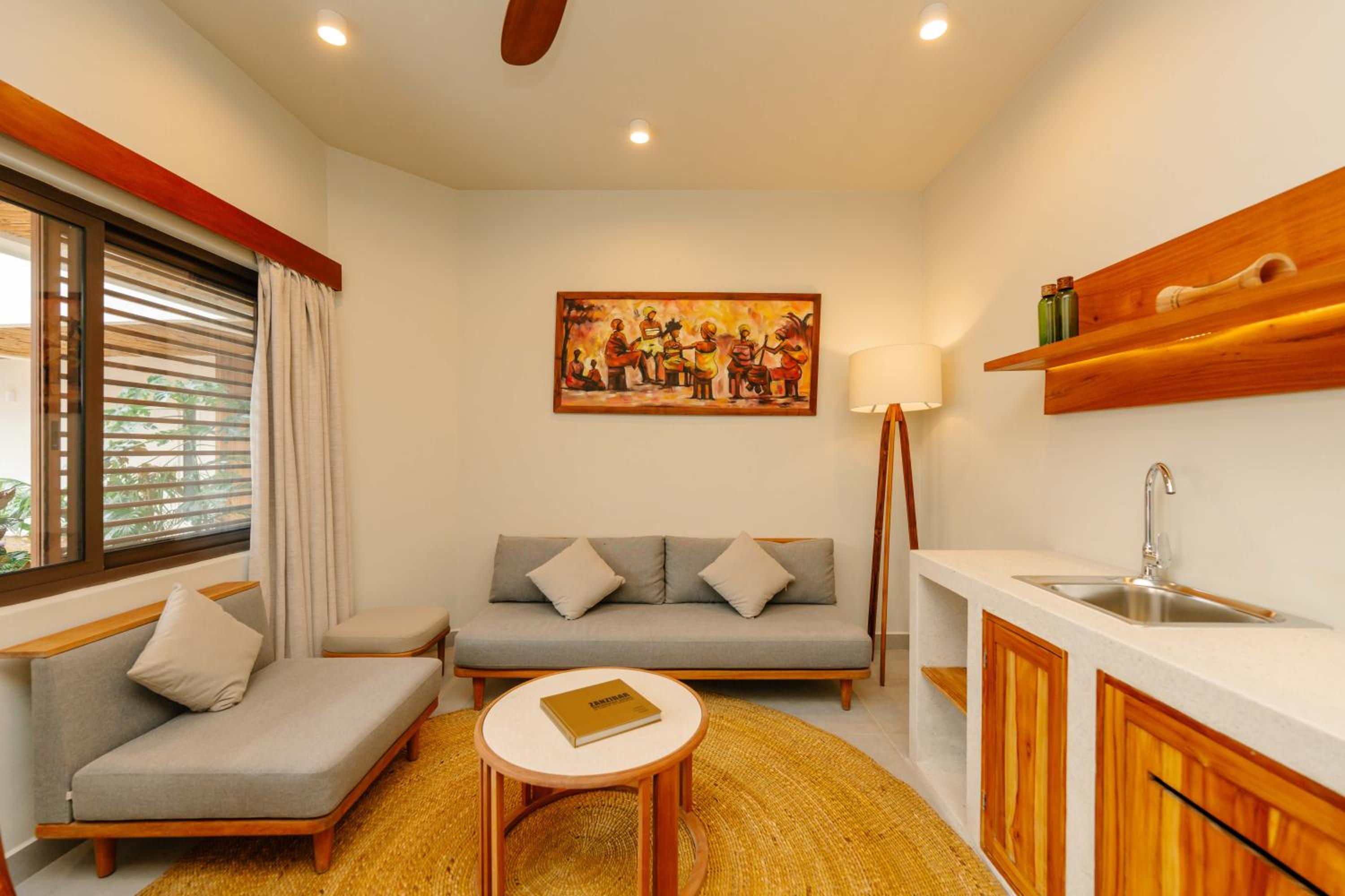 Deluxe Two-Bedroom Apartment