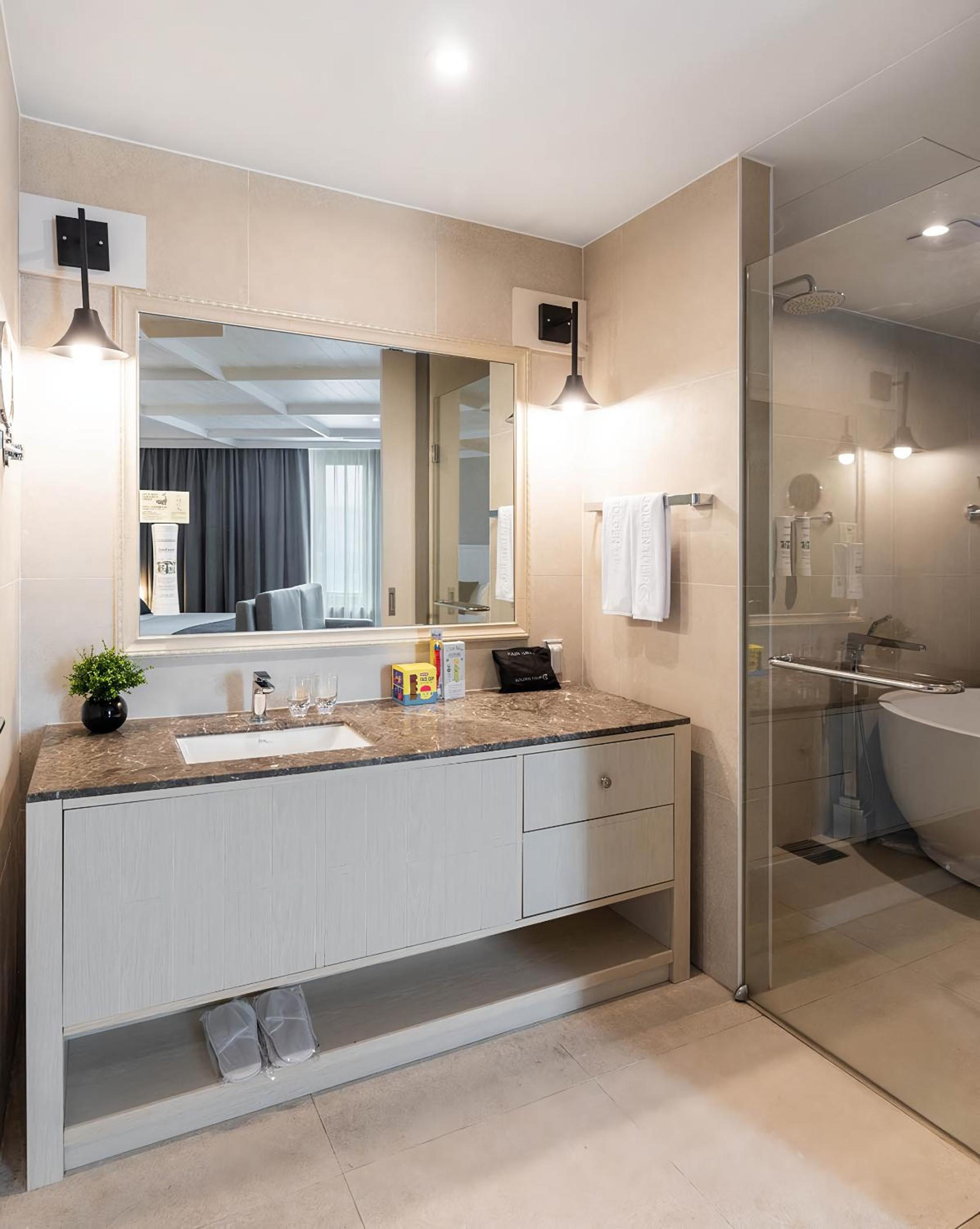 Junior Suite - Photo 2