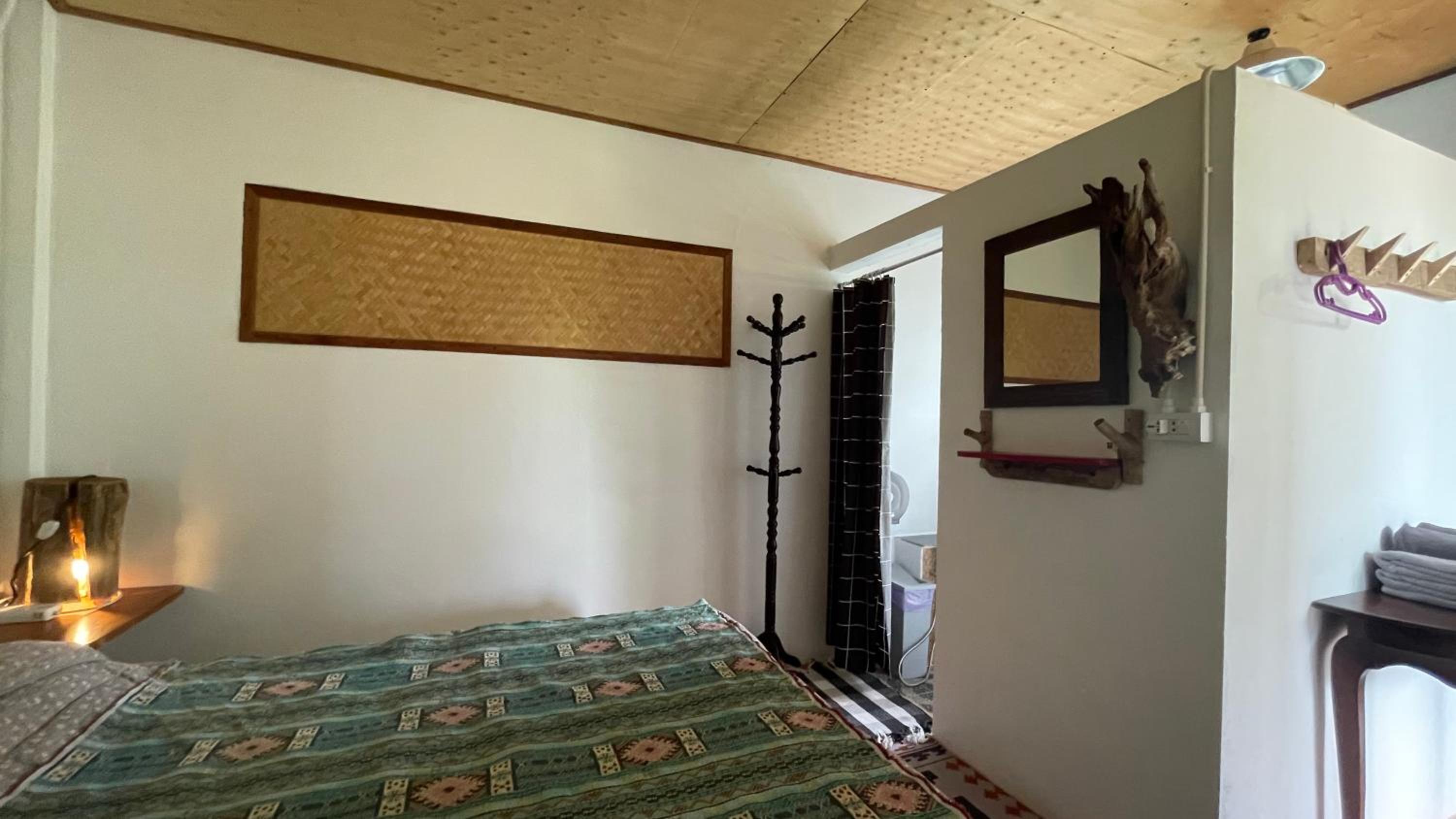Deluxe Double Room with Balcony - Photo 25