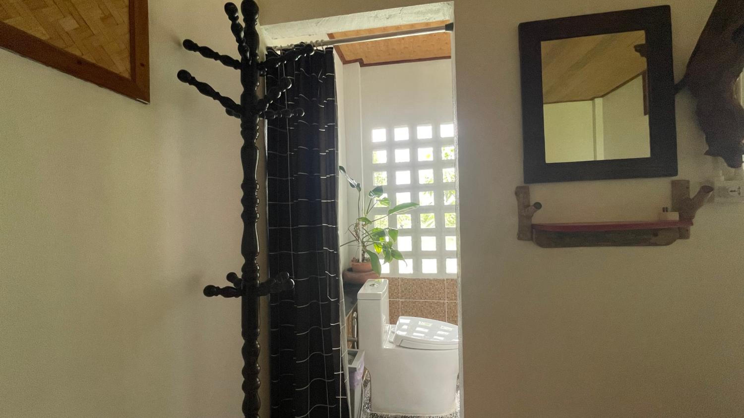 Deluxe Double Room with Balcony - Photo 24