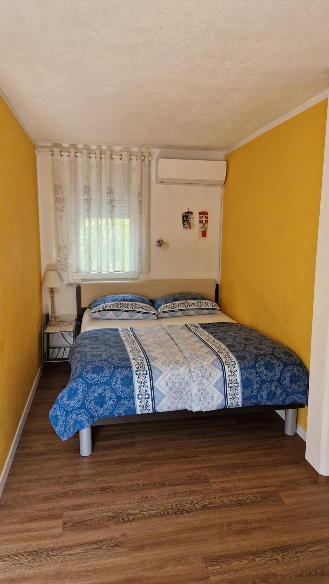 Double Room - Photo 5