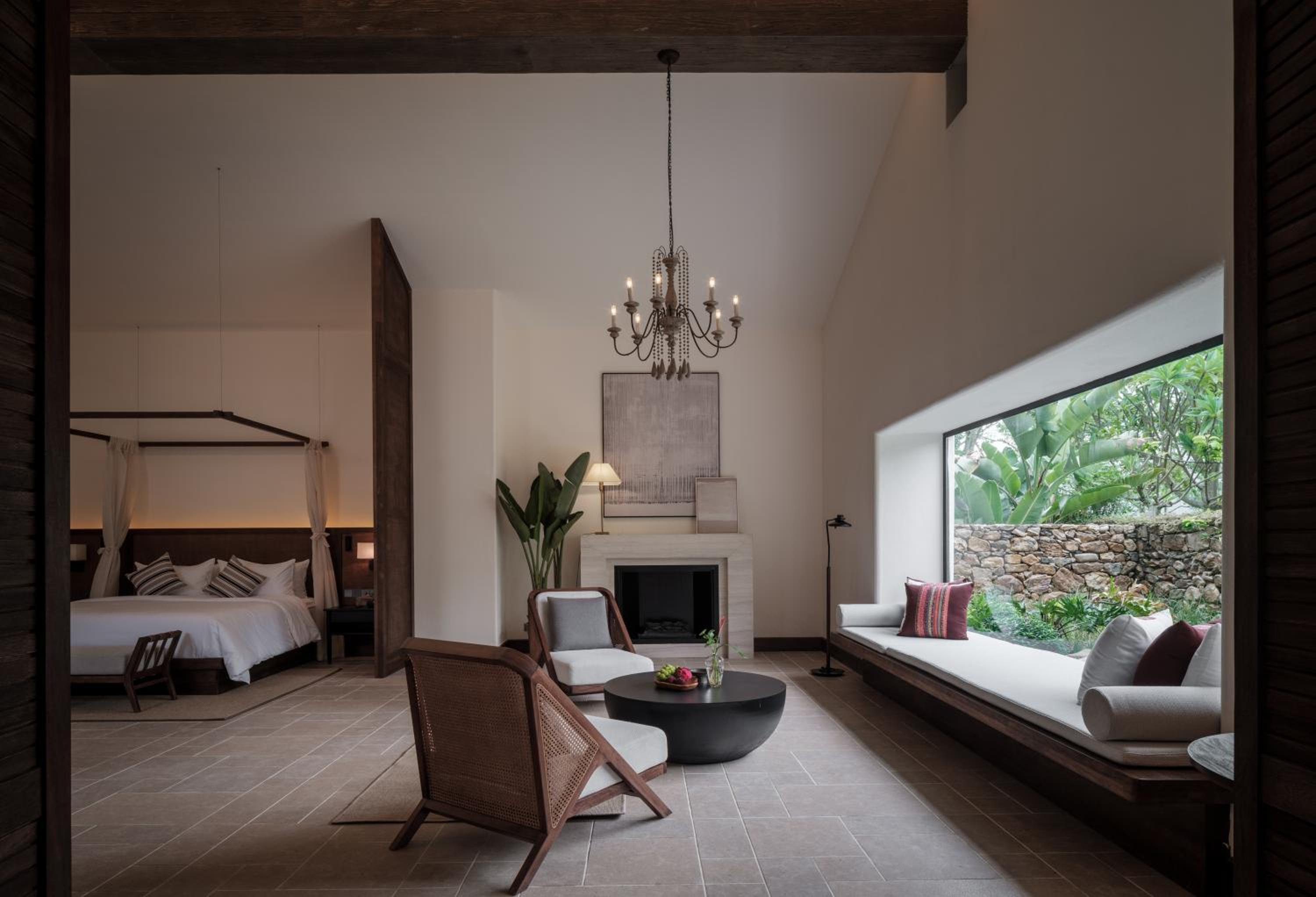 Deluxe Family Suite
