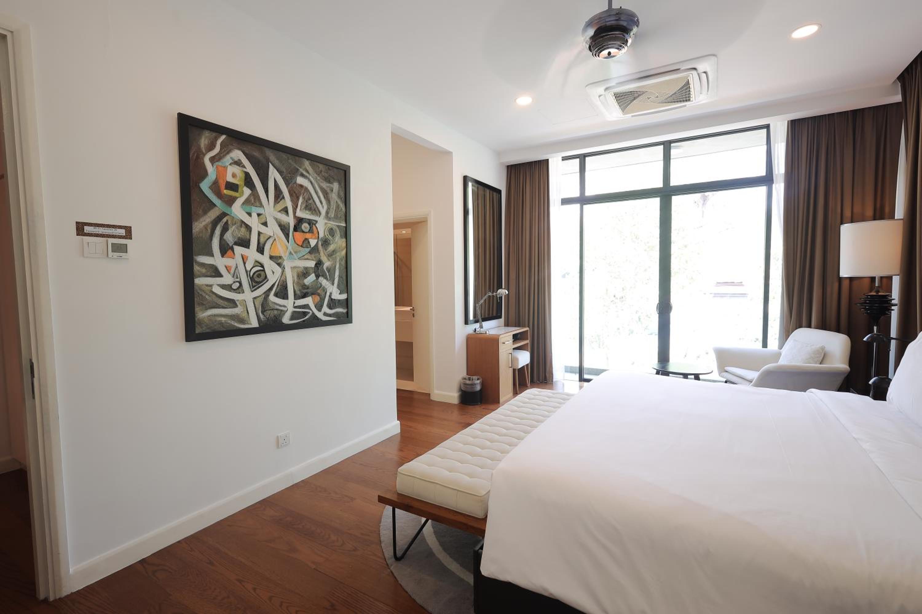 Premium Villa - Photo 14