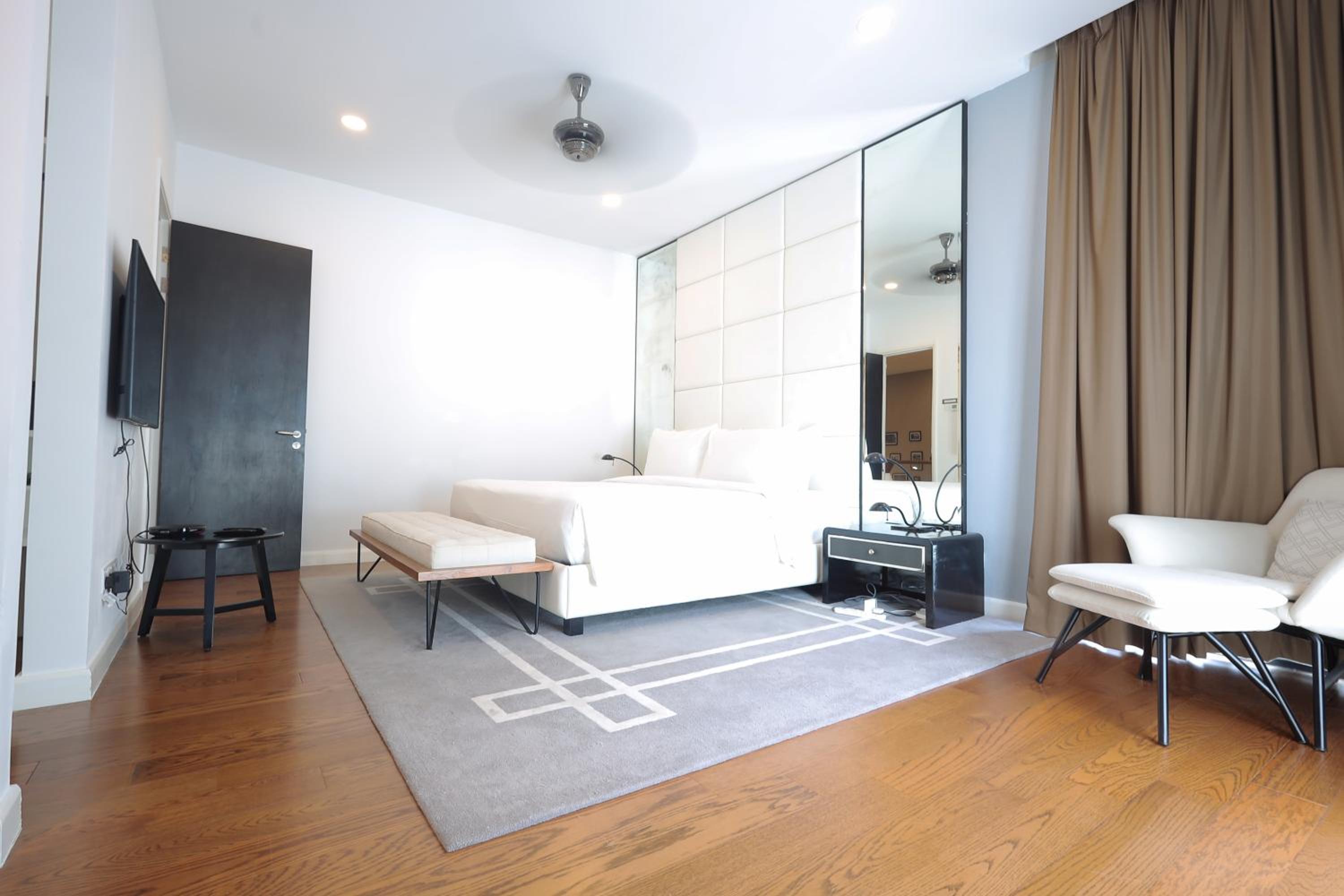 Premium Villa - Photo 18