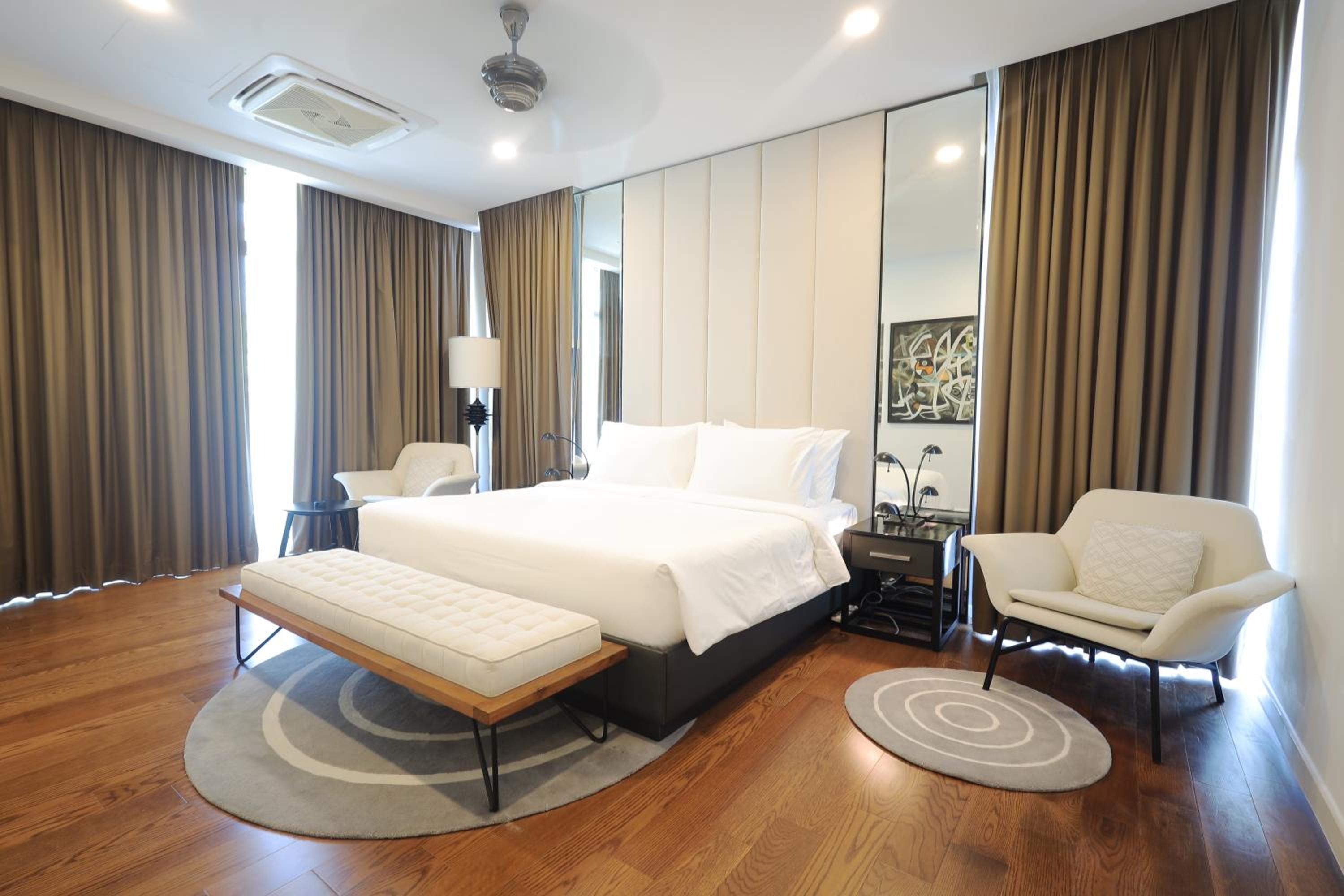 Town Villa - Photo 11