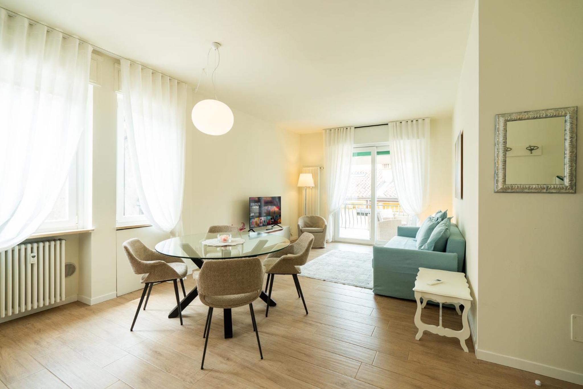 Two-Bedroom Deluxe Apartment with Balcony - Photo 1