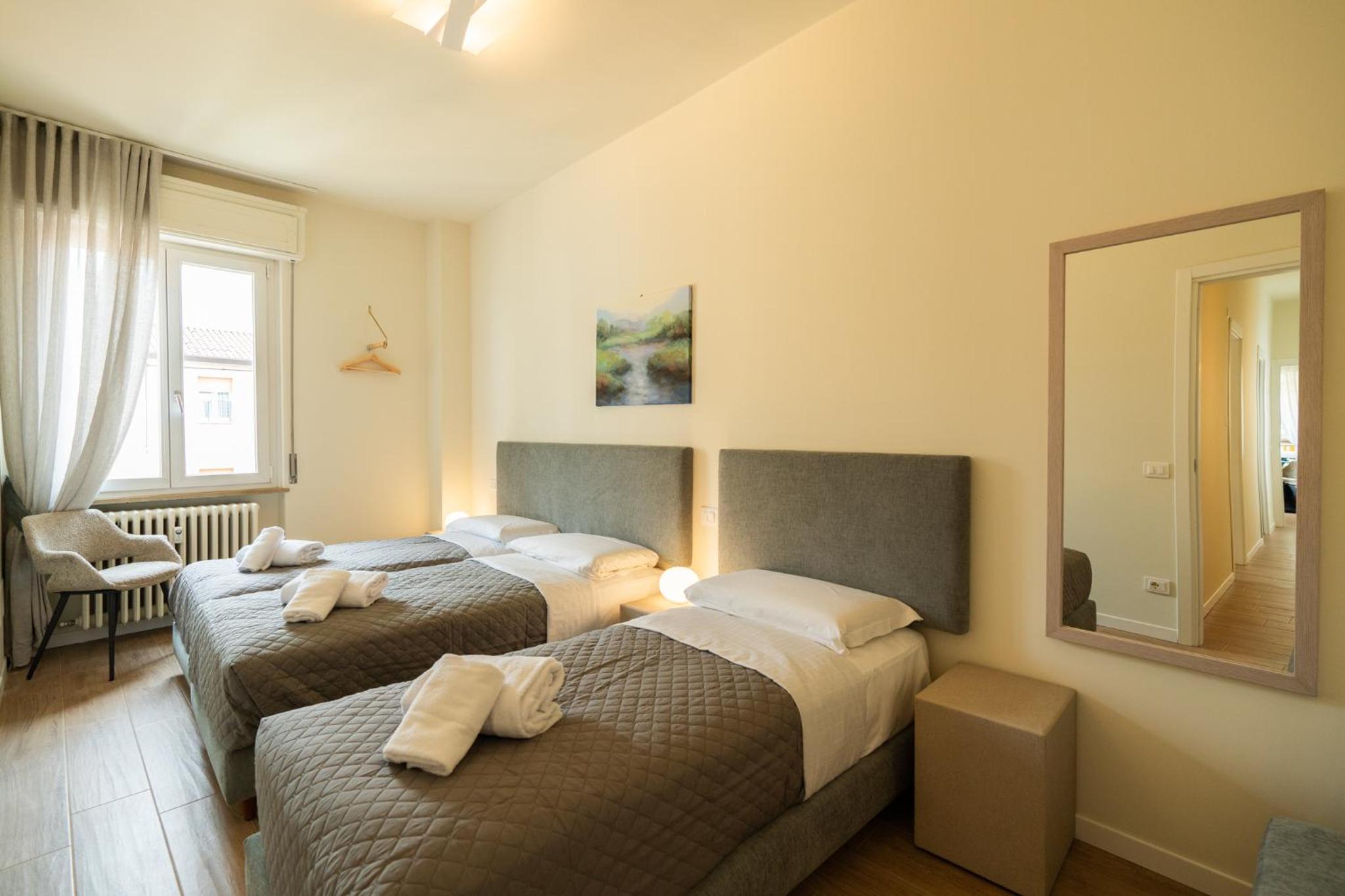 Two-Bedroom Deluxe Apartment with Balcony - Photo 15
