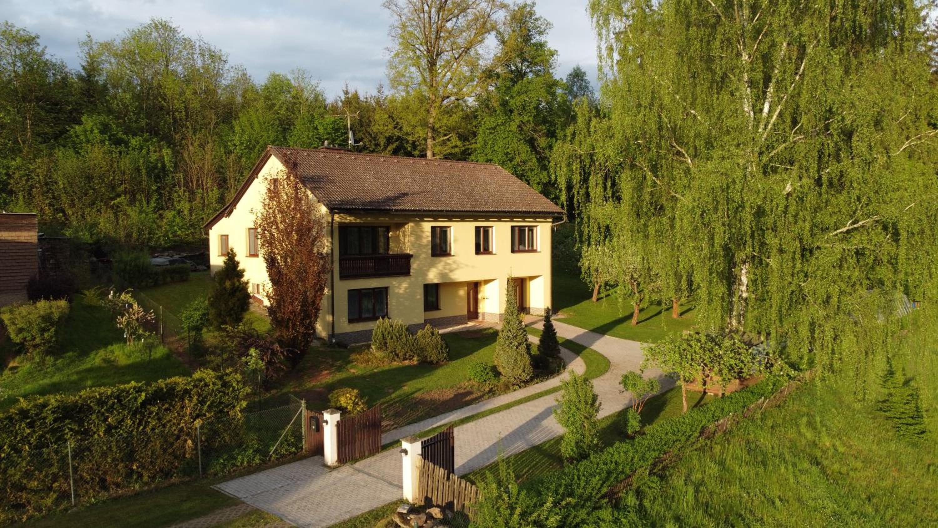 Villa photo 1