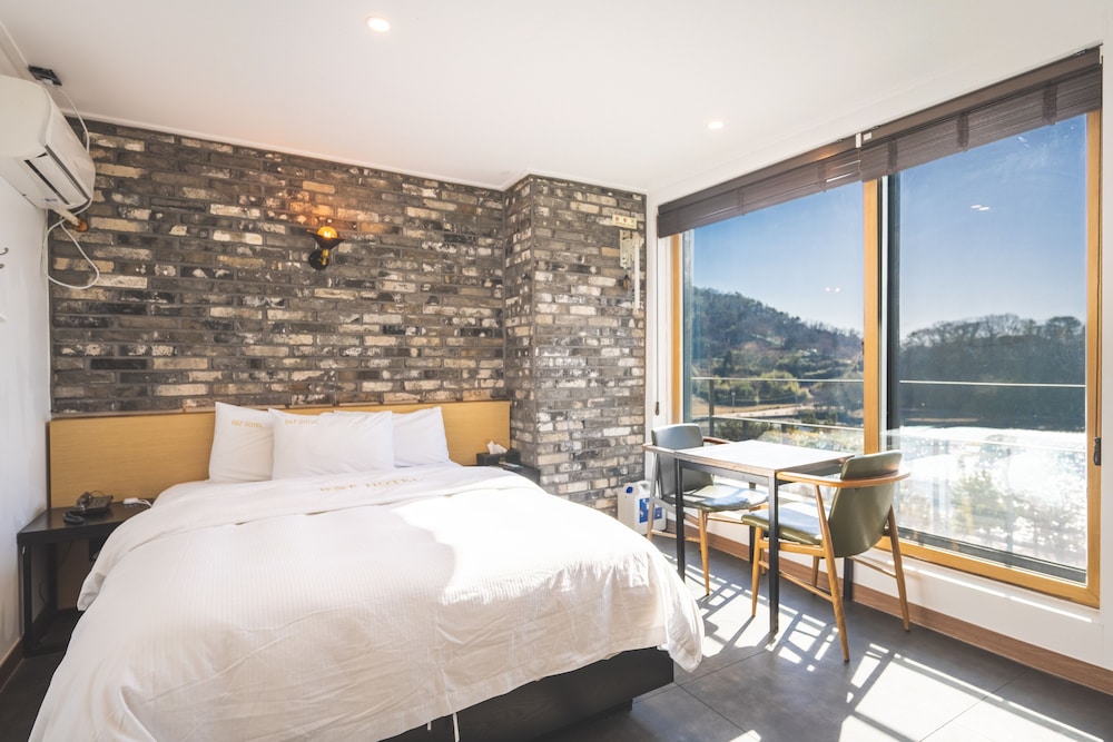 Superior Double Room, 1 Double Bed, Beachfront photo 1