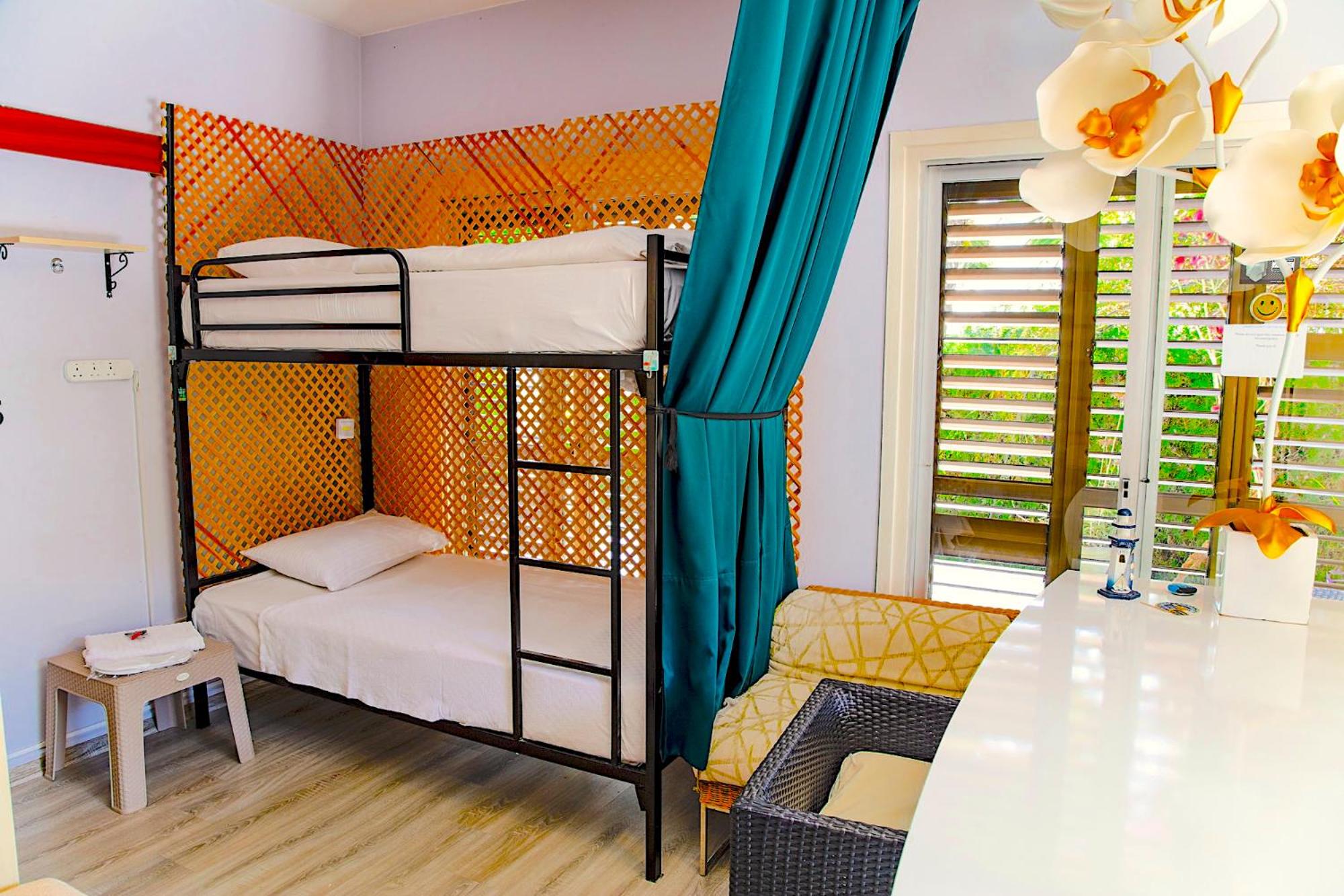 Bed in 6-Bed Mixed Dormitory Room