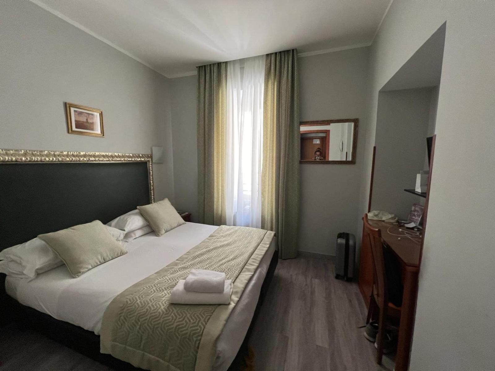 Double Room photo 3