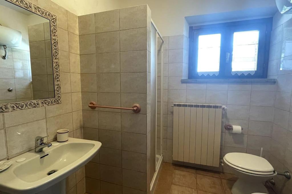Deluxe Double Room (2 Adults + 1 Child) photo 2