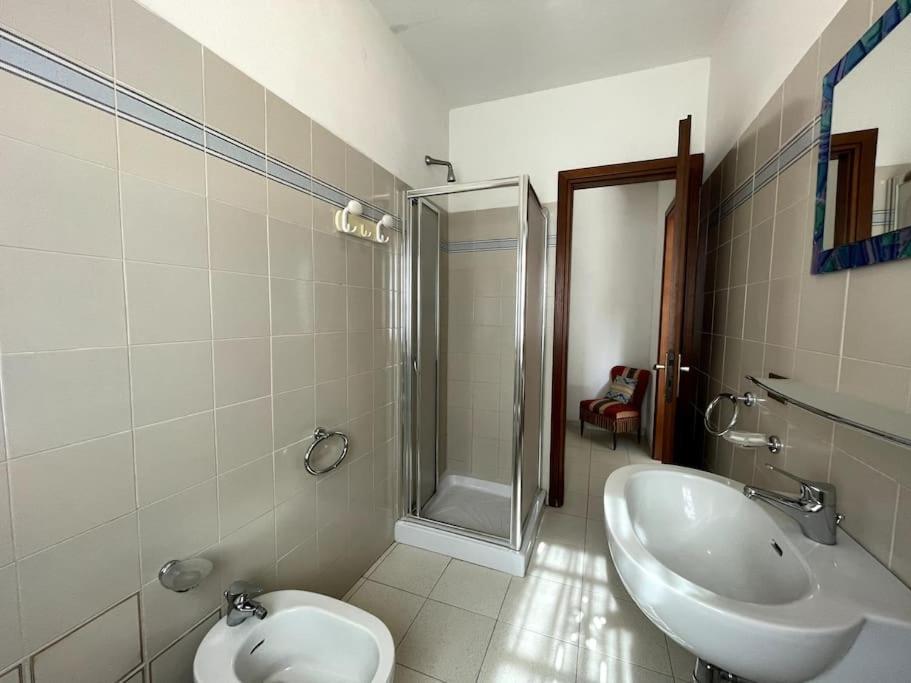 Deluxe Room (2 Adults + 1 Child) photo 2