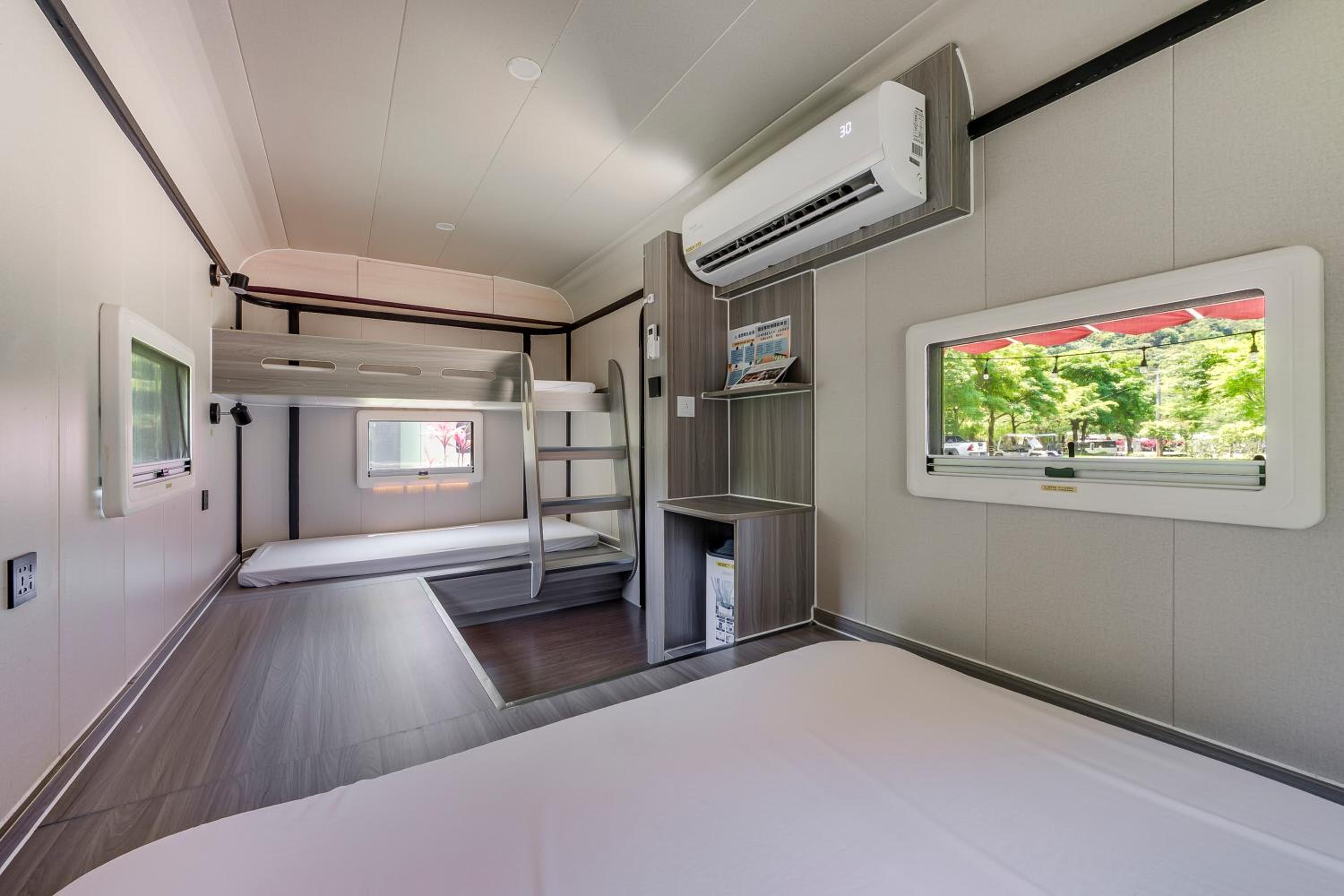 Caravan - Photo 4