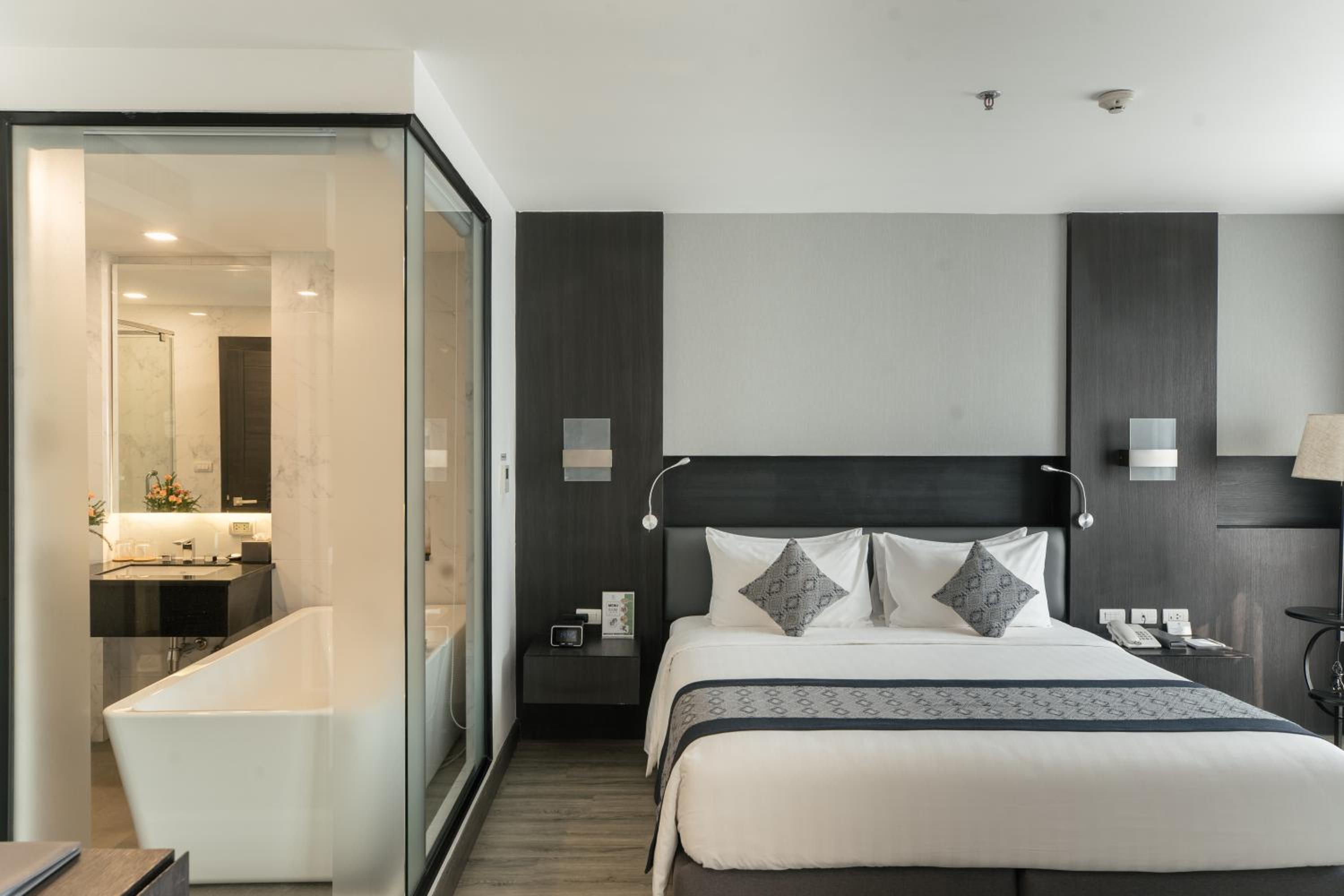Executive King Room with River View - Non-Smoking - Photo 5