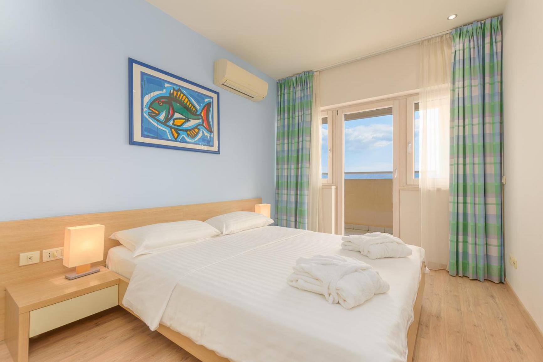 Premium One-Bedroom Queen Apartment