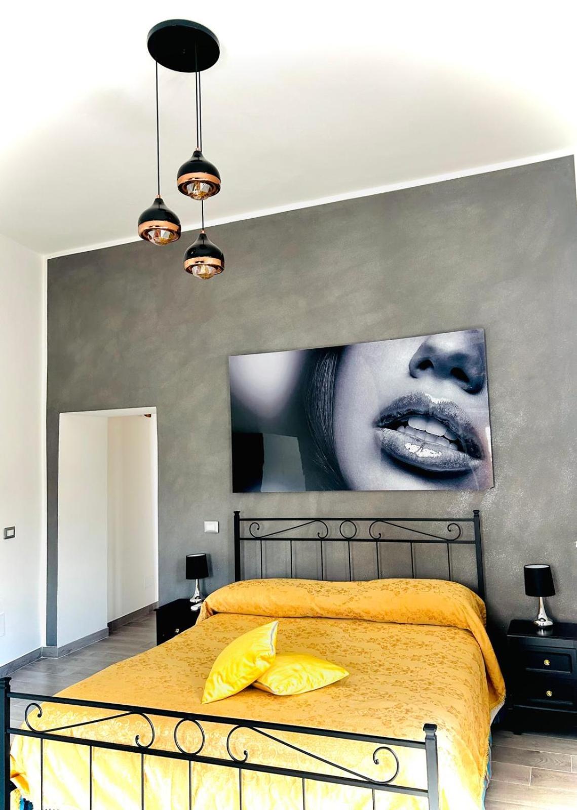 Double Room with Private Bathroom - Photo 1