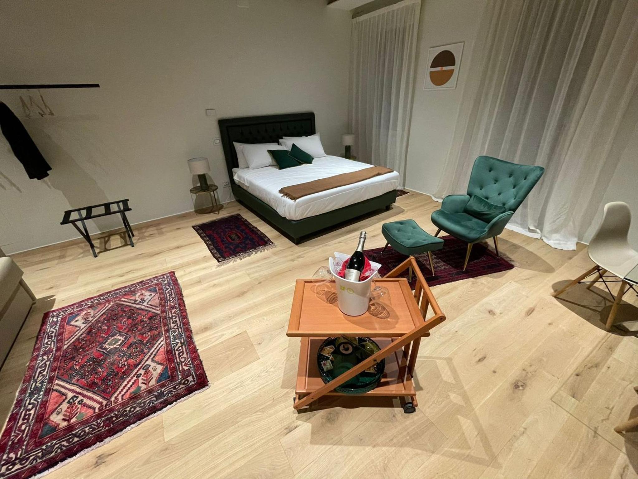 Suite Apartment photo 2