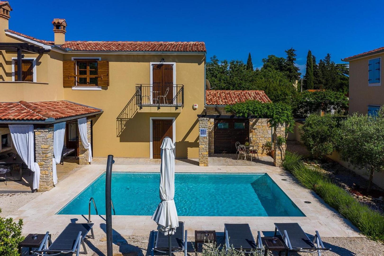 Villa With Private Pool photo 3