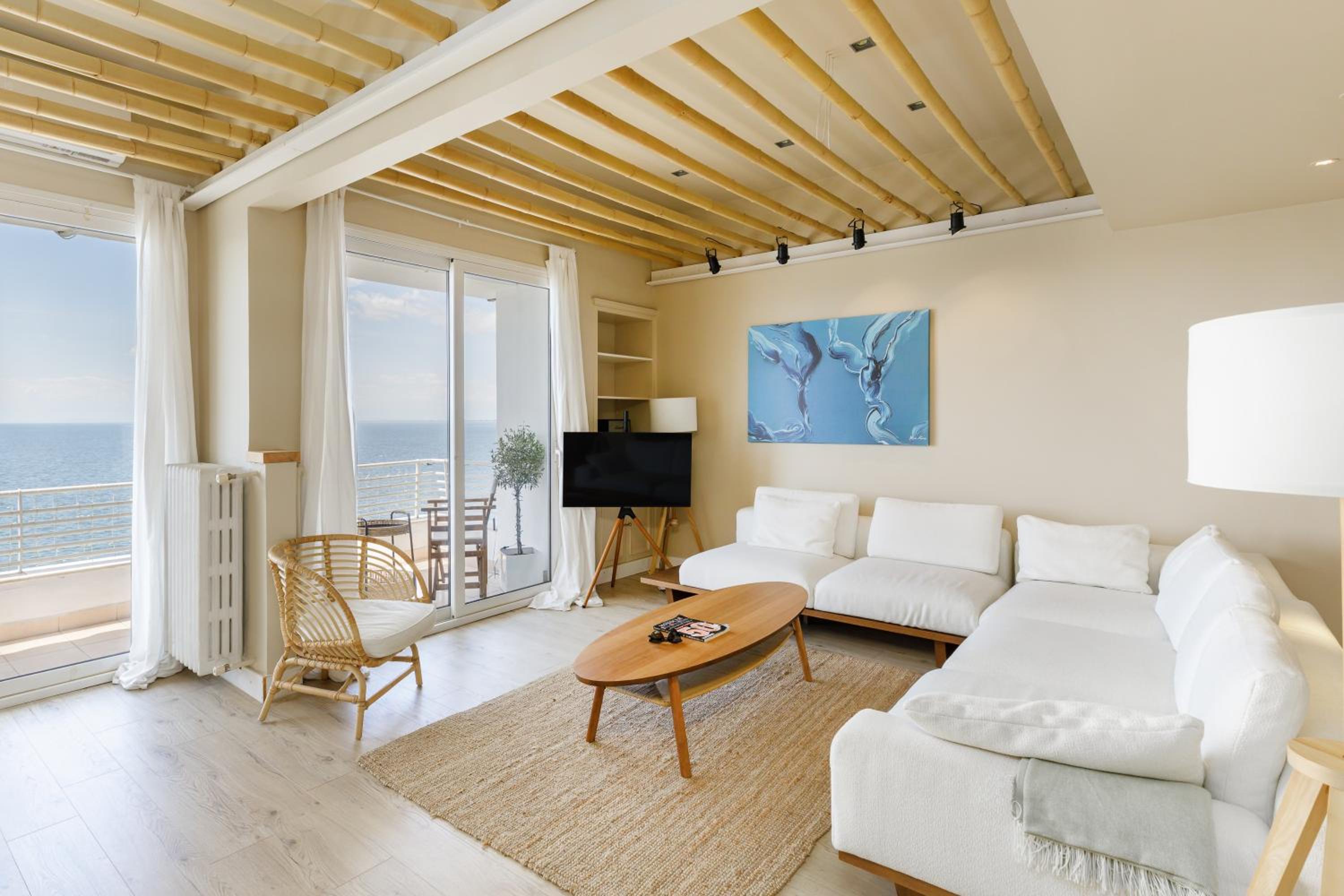 Apartment Infinity