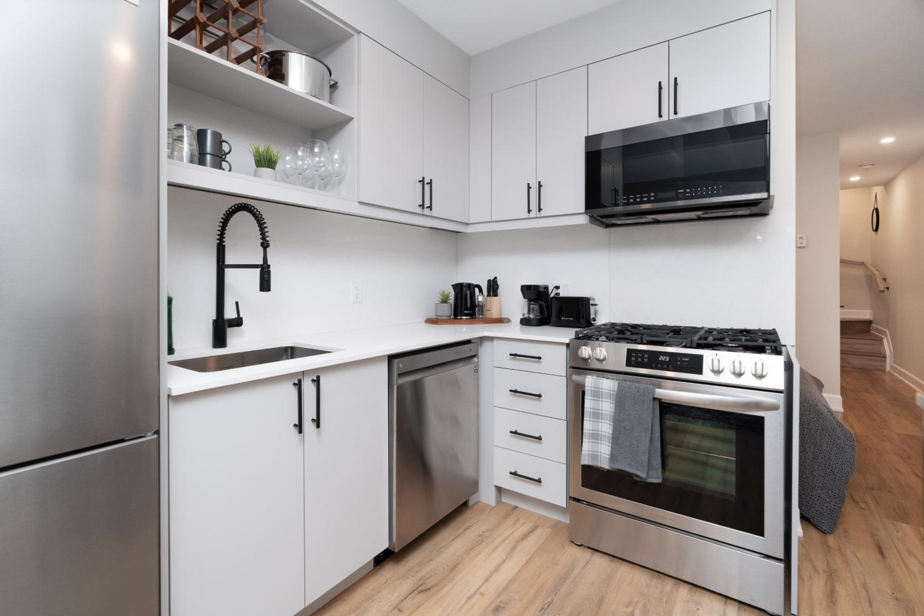 Studio Apartment photo 3