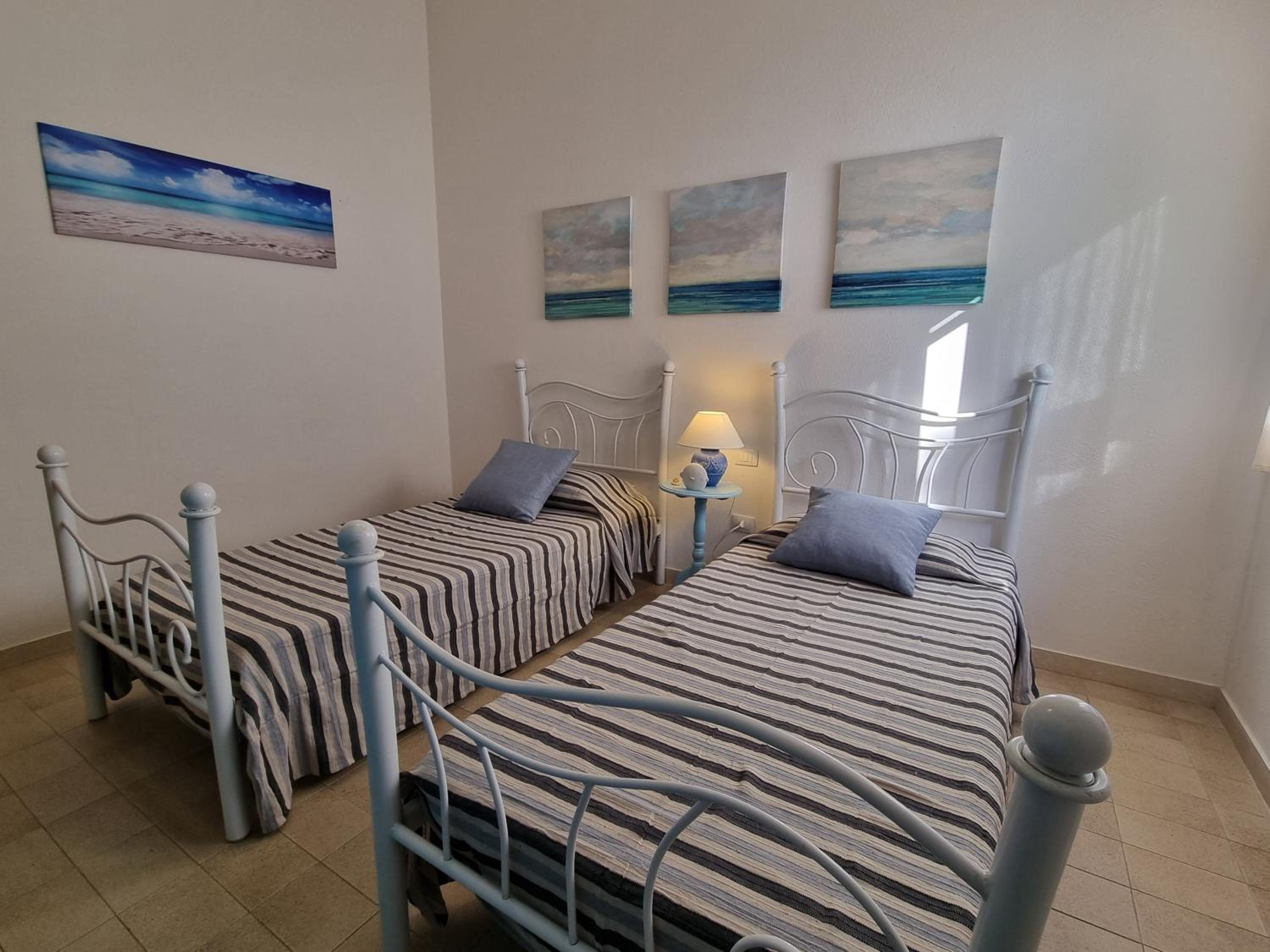 Four-Bedroom Deluxe Home - Oceanfront photo 1